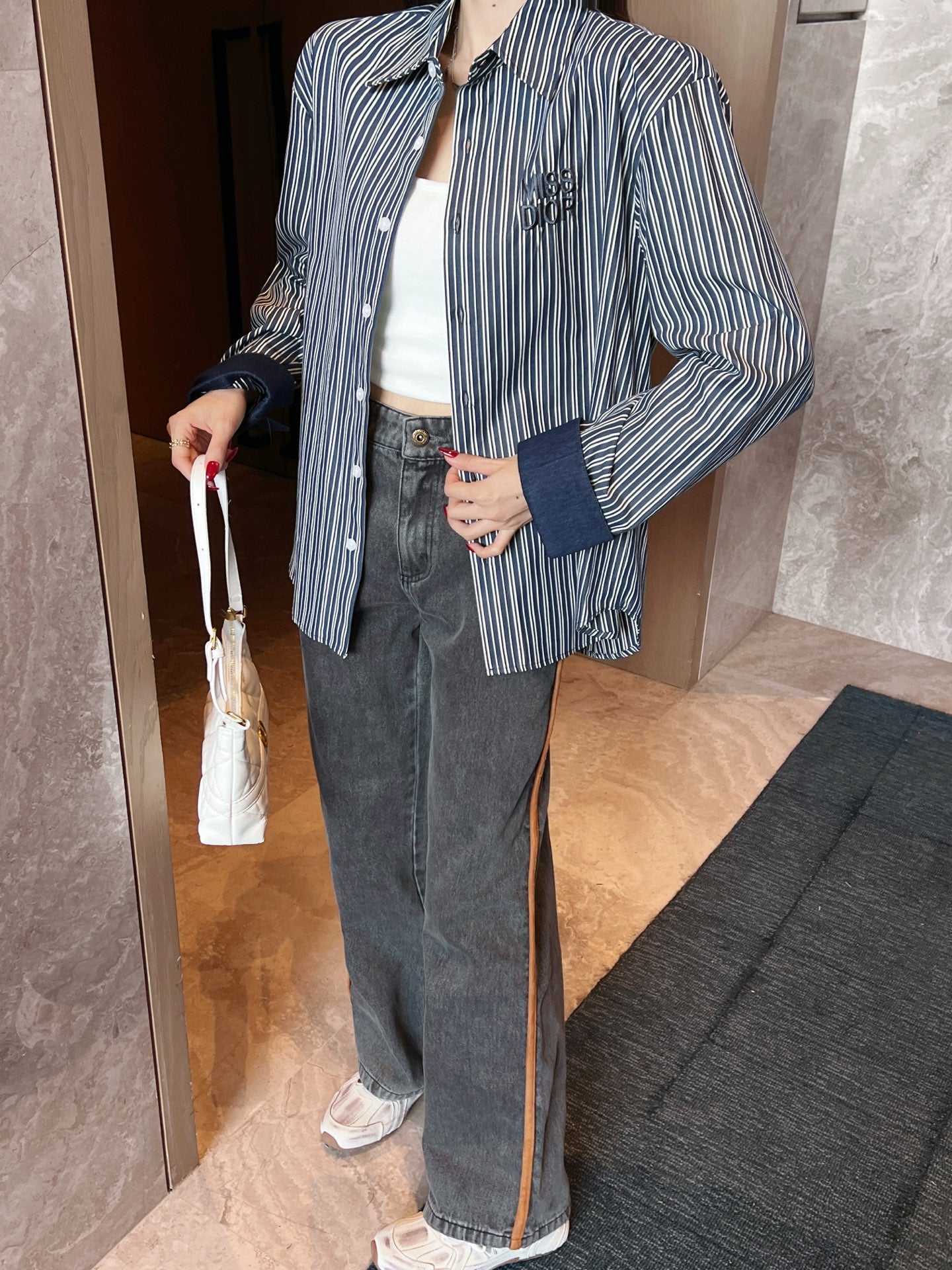 Miu 25ss embroidered jeans