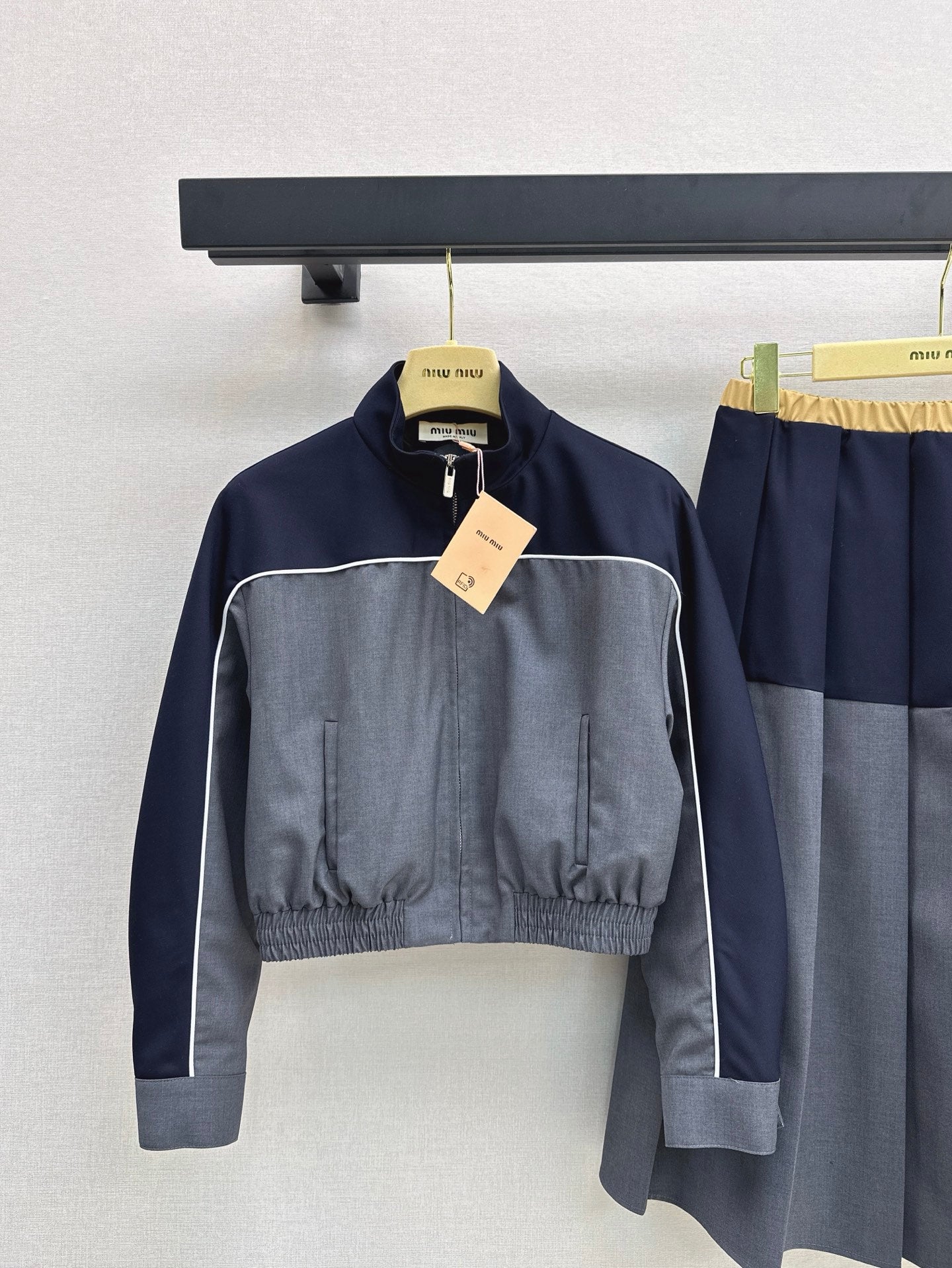 Miu 25ss crop jacket skirt suit