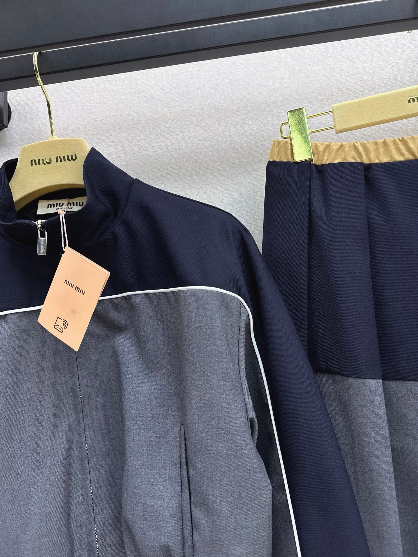 Miu 25ss crop jacket skirt suit