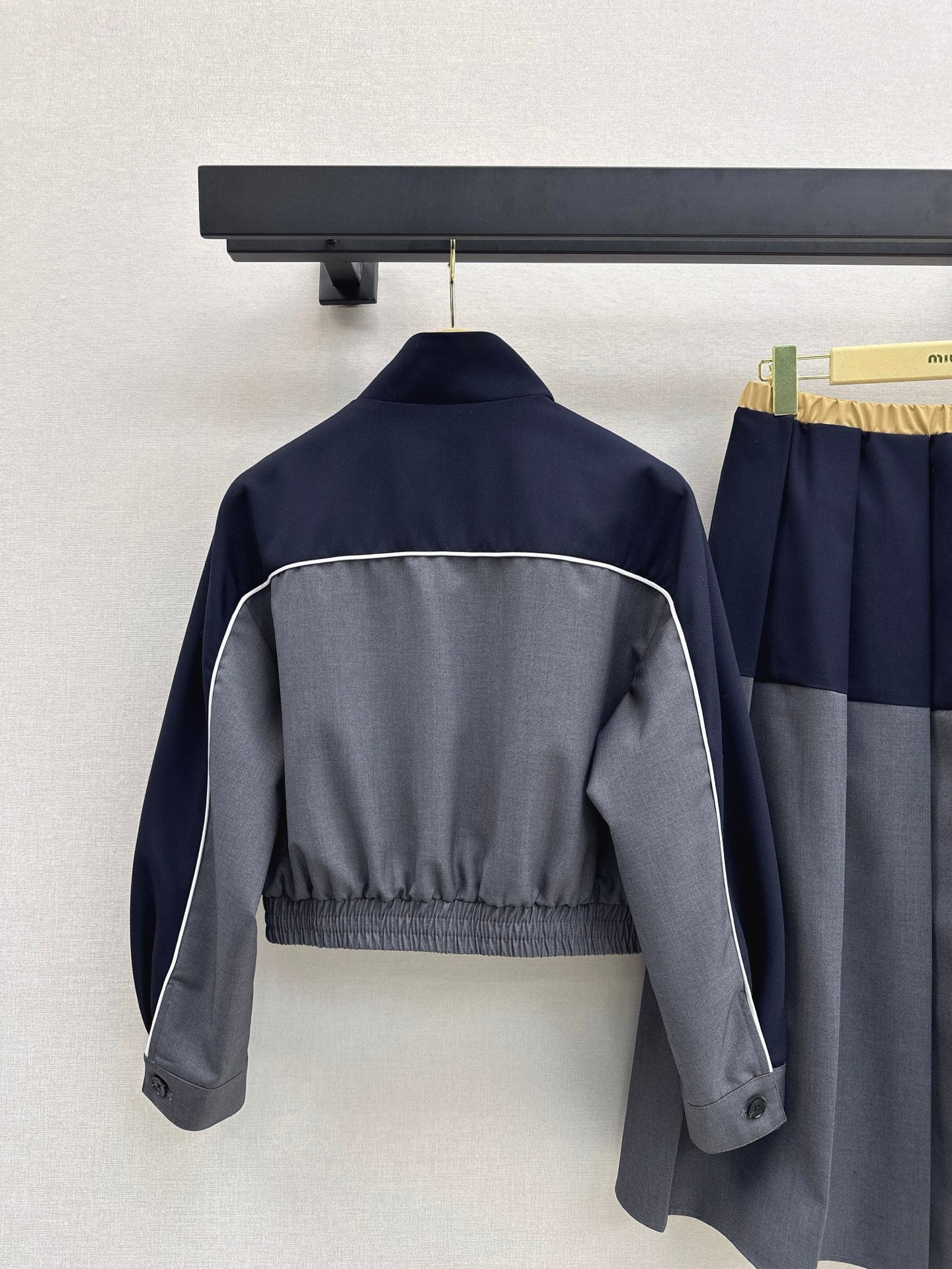 Miu 25ss crop jacket skirt suit