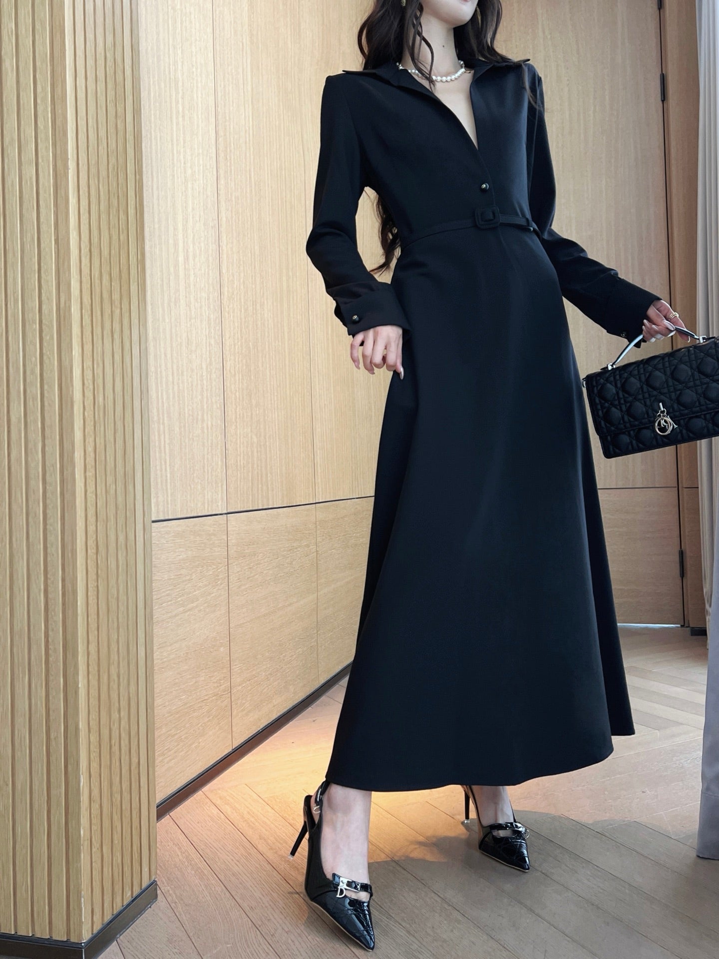 DIO 255 V NECK SHIRT DRESS