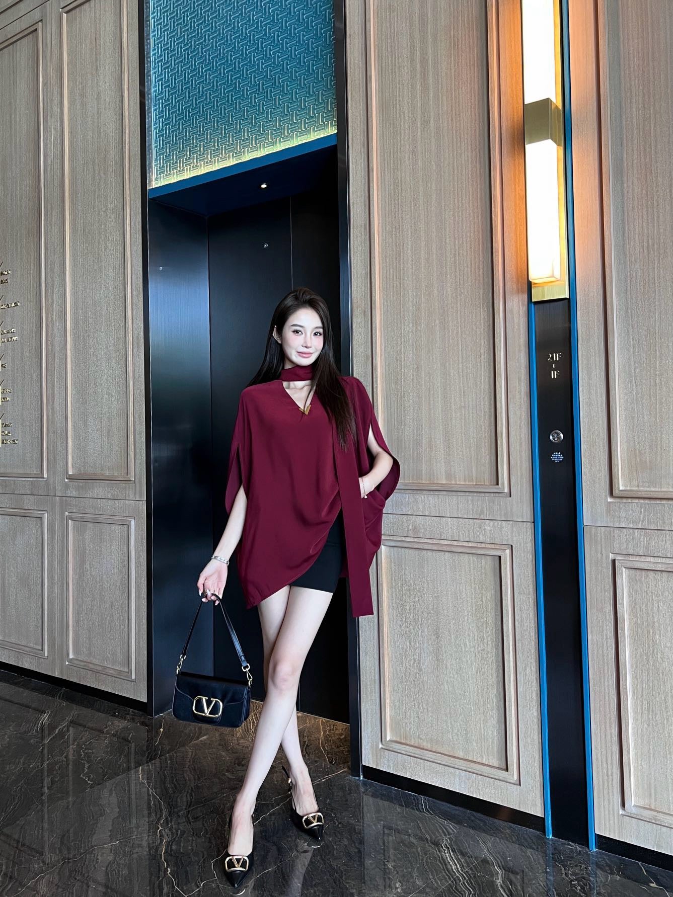 Valenti 25ss cape shirt