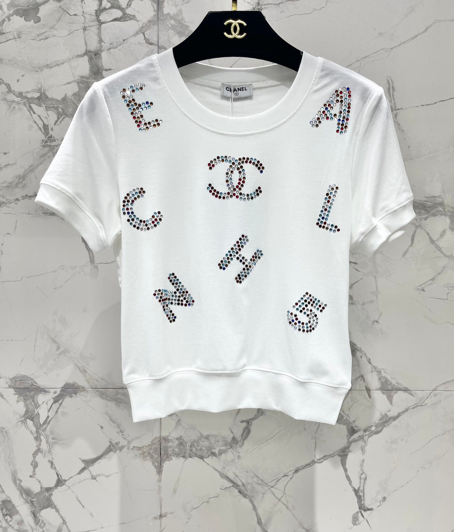 ch 25ss rhinestone t-shirt