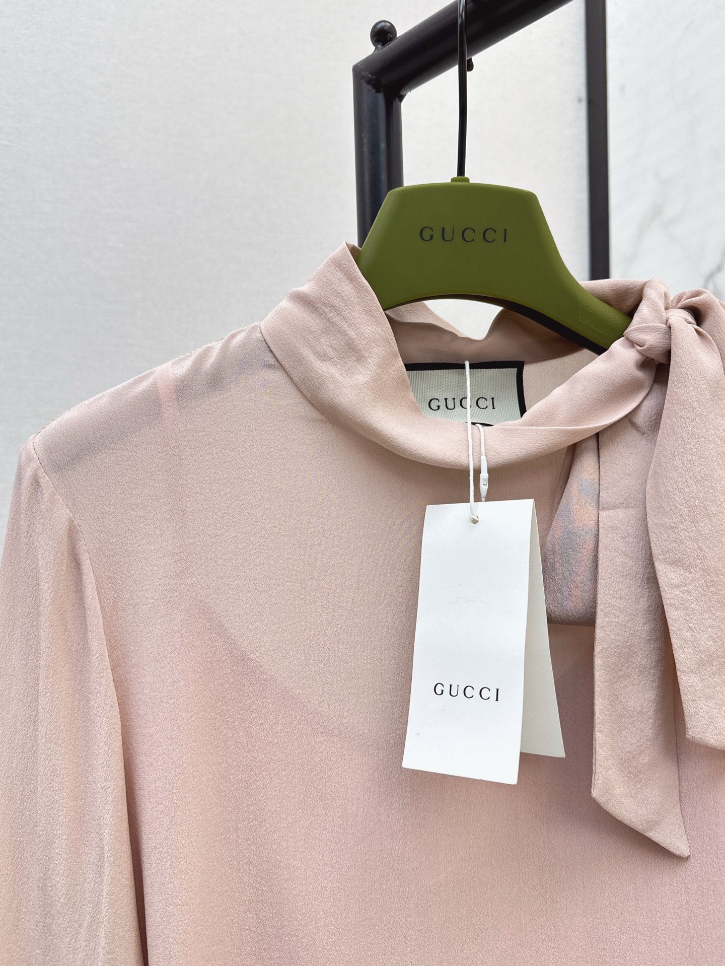 G 25ss silk shirt
