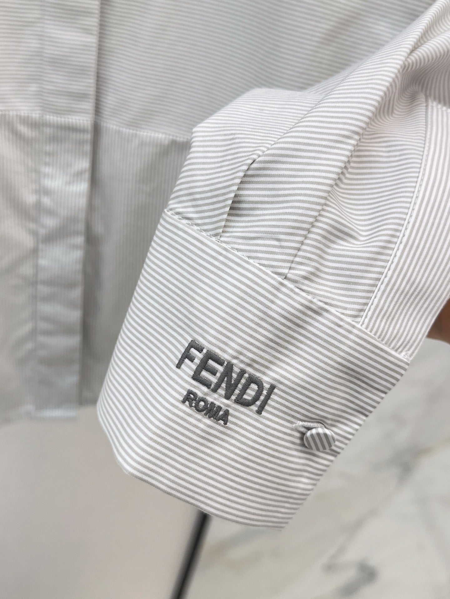 Fend 25ss buttons shirt