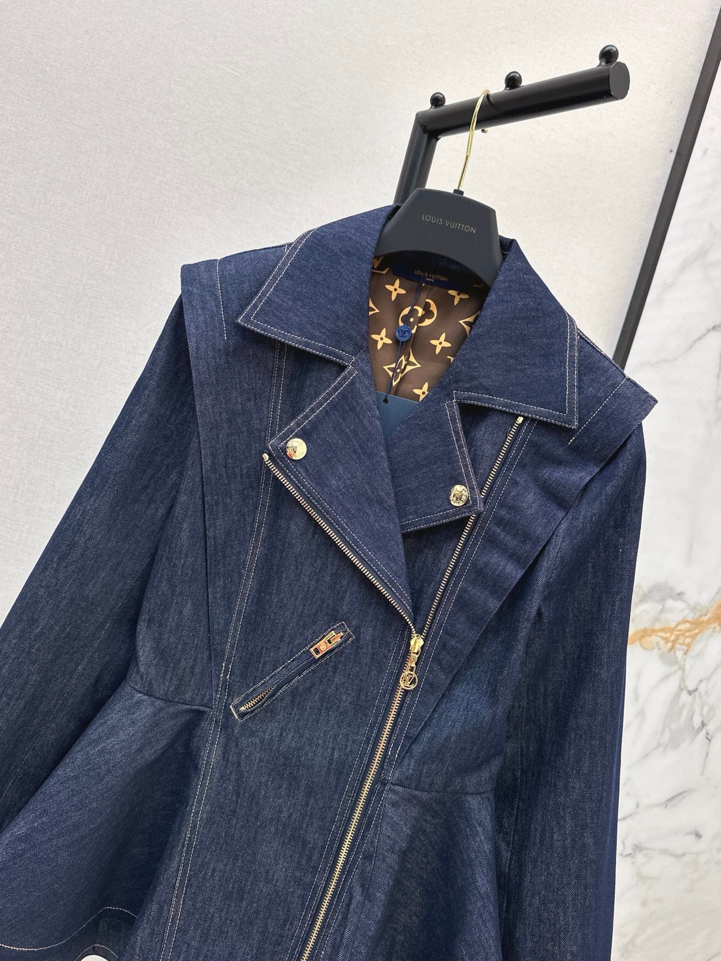 Louis 25ss denim ruffle jacket