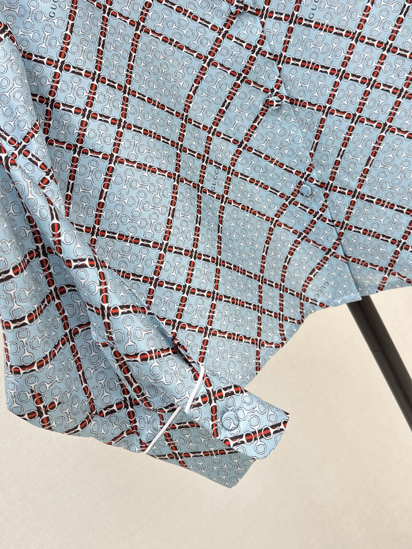 G 25ss Silk jacquard shirt