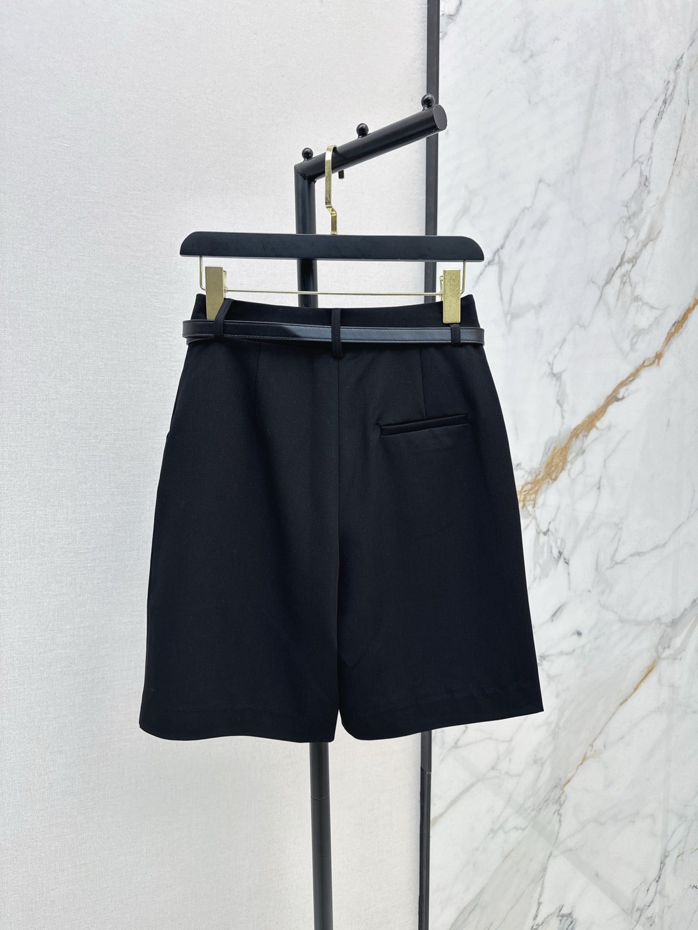 Valenti 25ss short