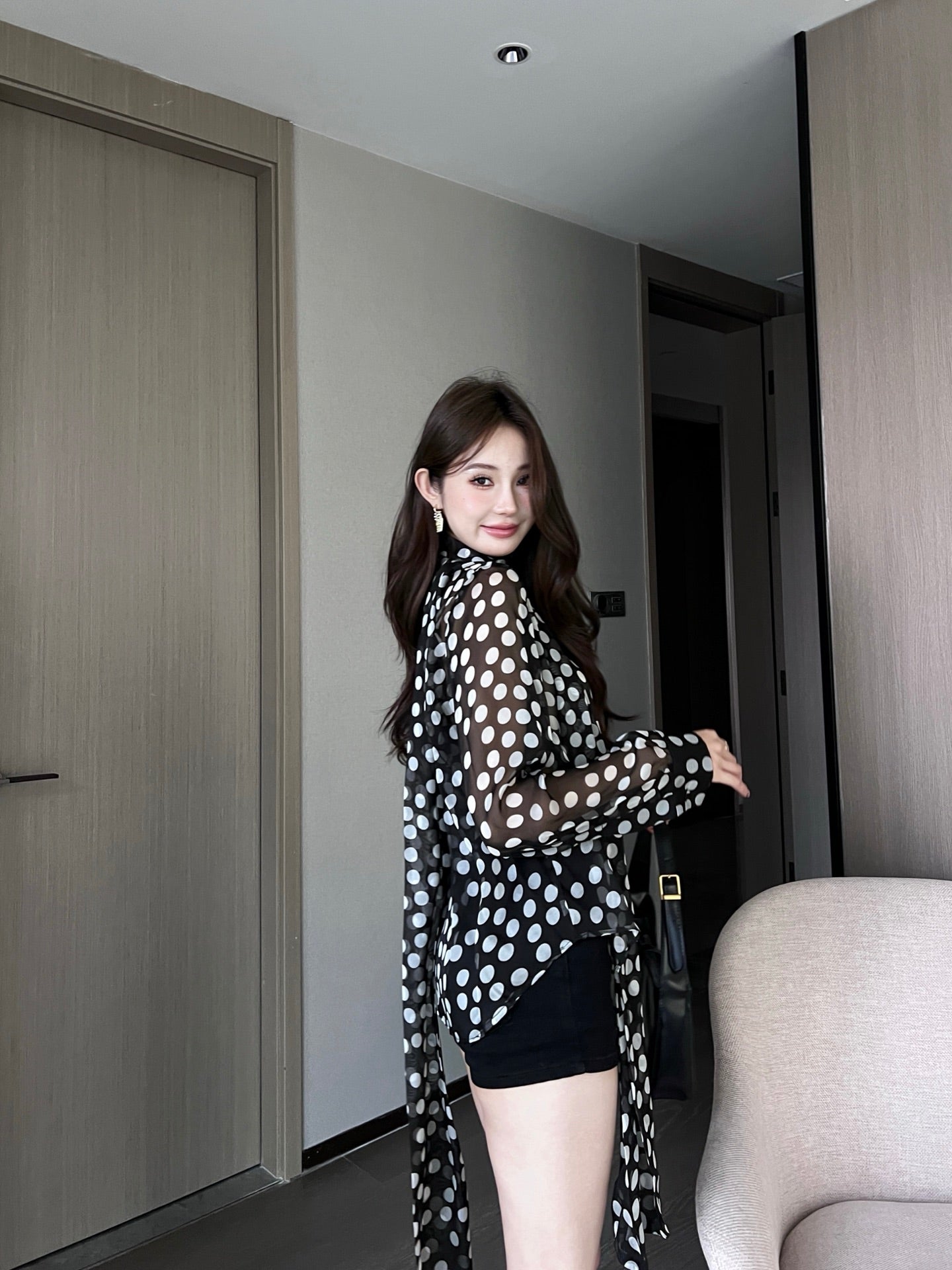 Saint lau 25ss Silk shirt