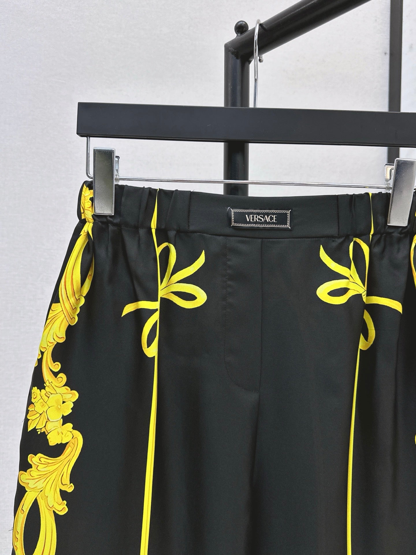 VERS 25SS SILK PANTS