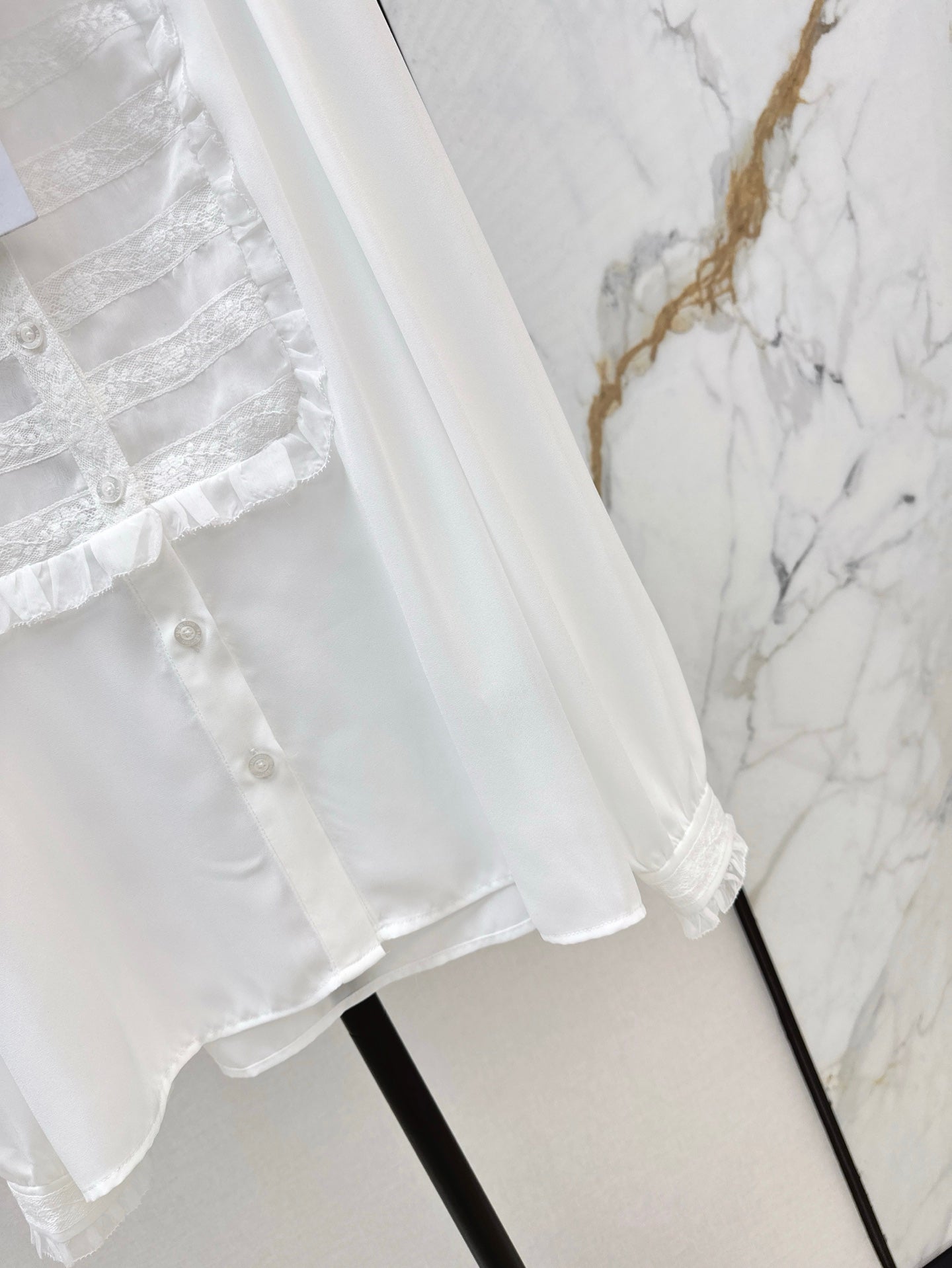Valenti 25ss ruffle shirt