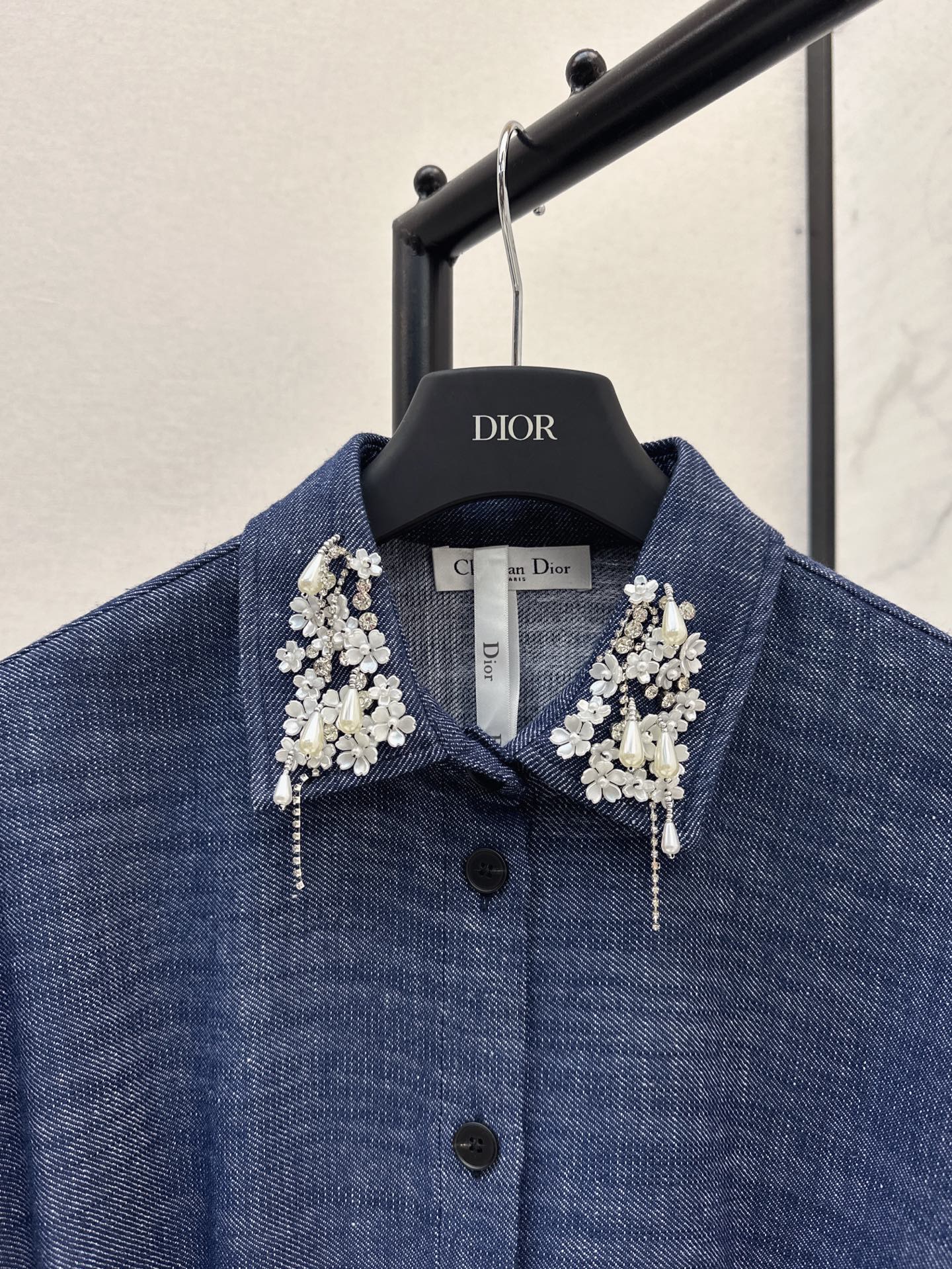 Louis 25ss beaded shirt dress