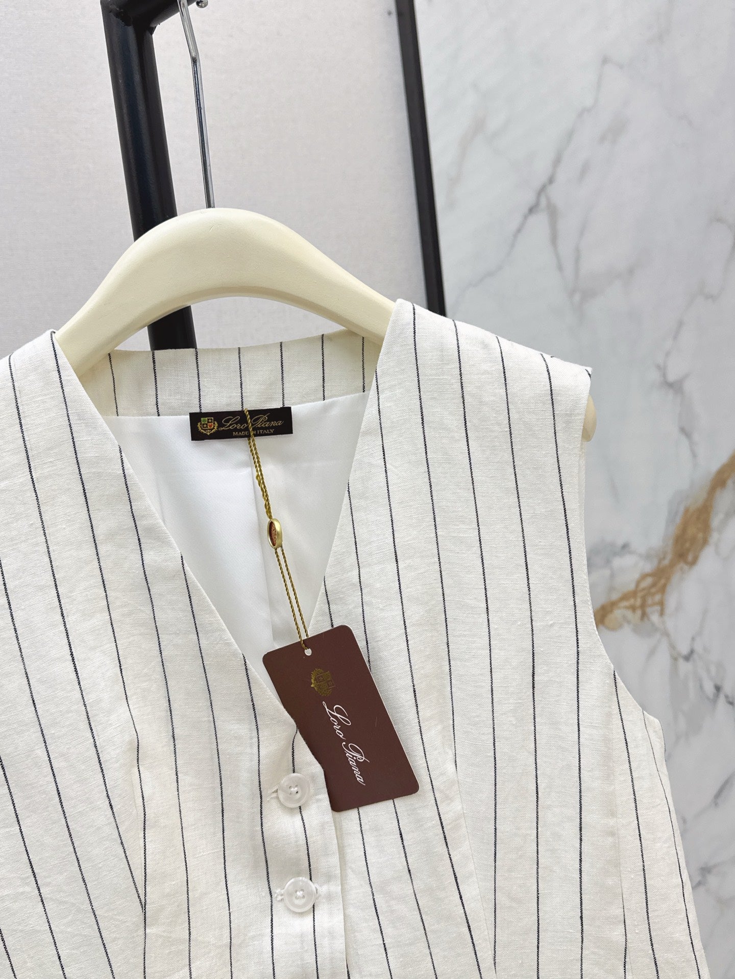 Loro pi 25ss linen vest
