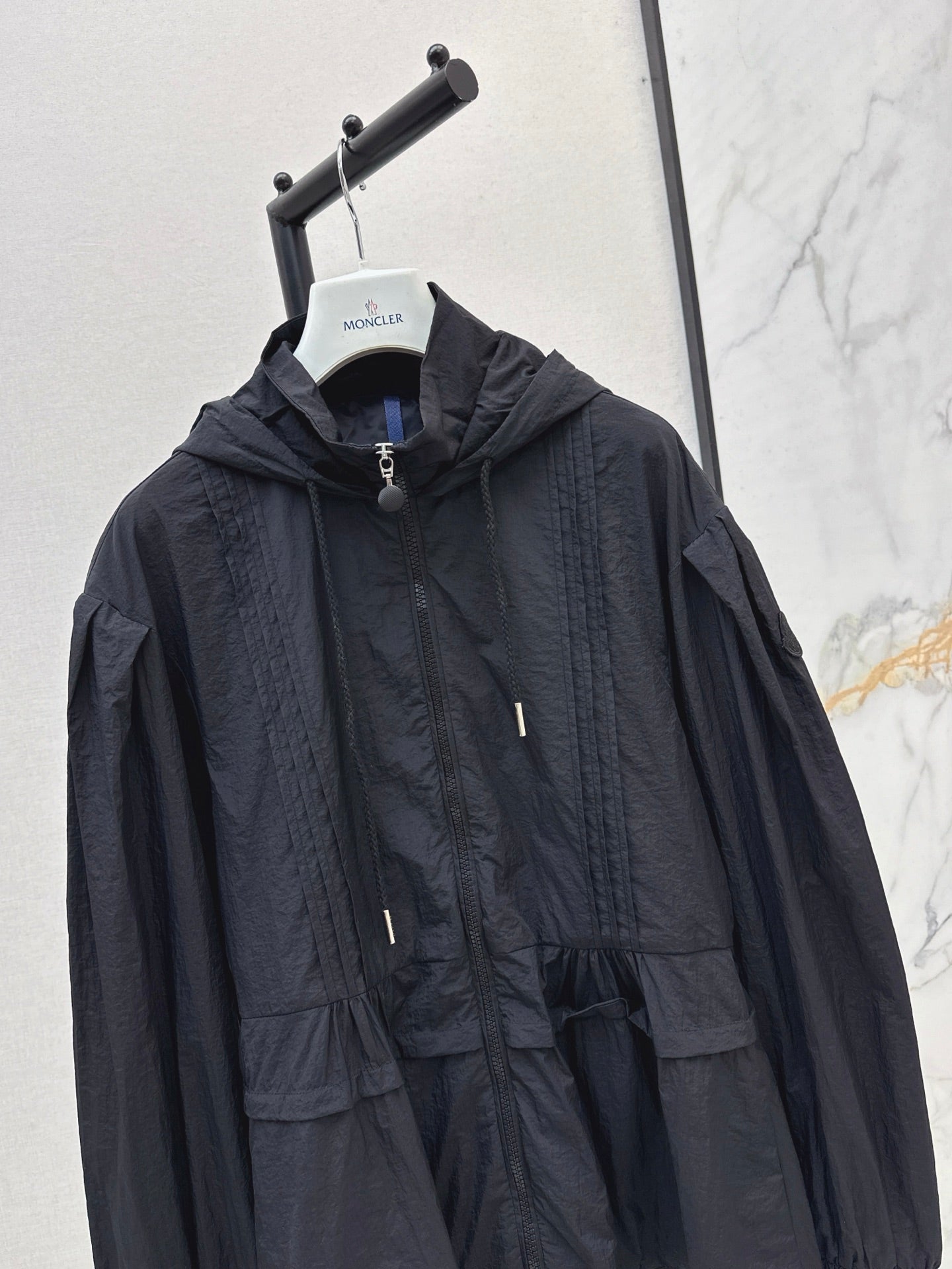 Moncl 25ss drawstring jacket