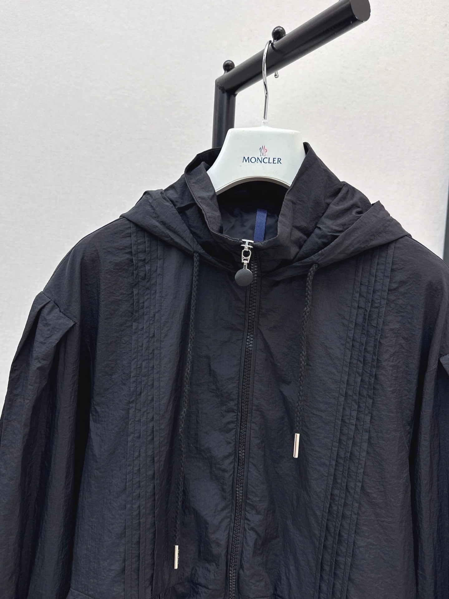 Moncl 25ss drawstring jacket