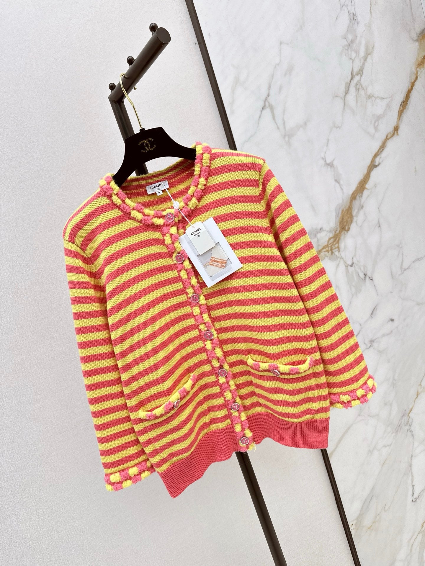 ch 25ss knitted cardigan