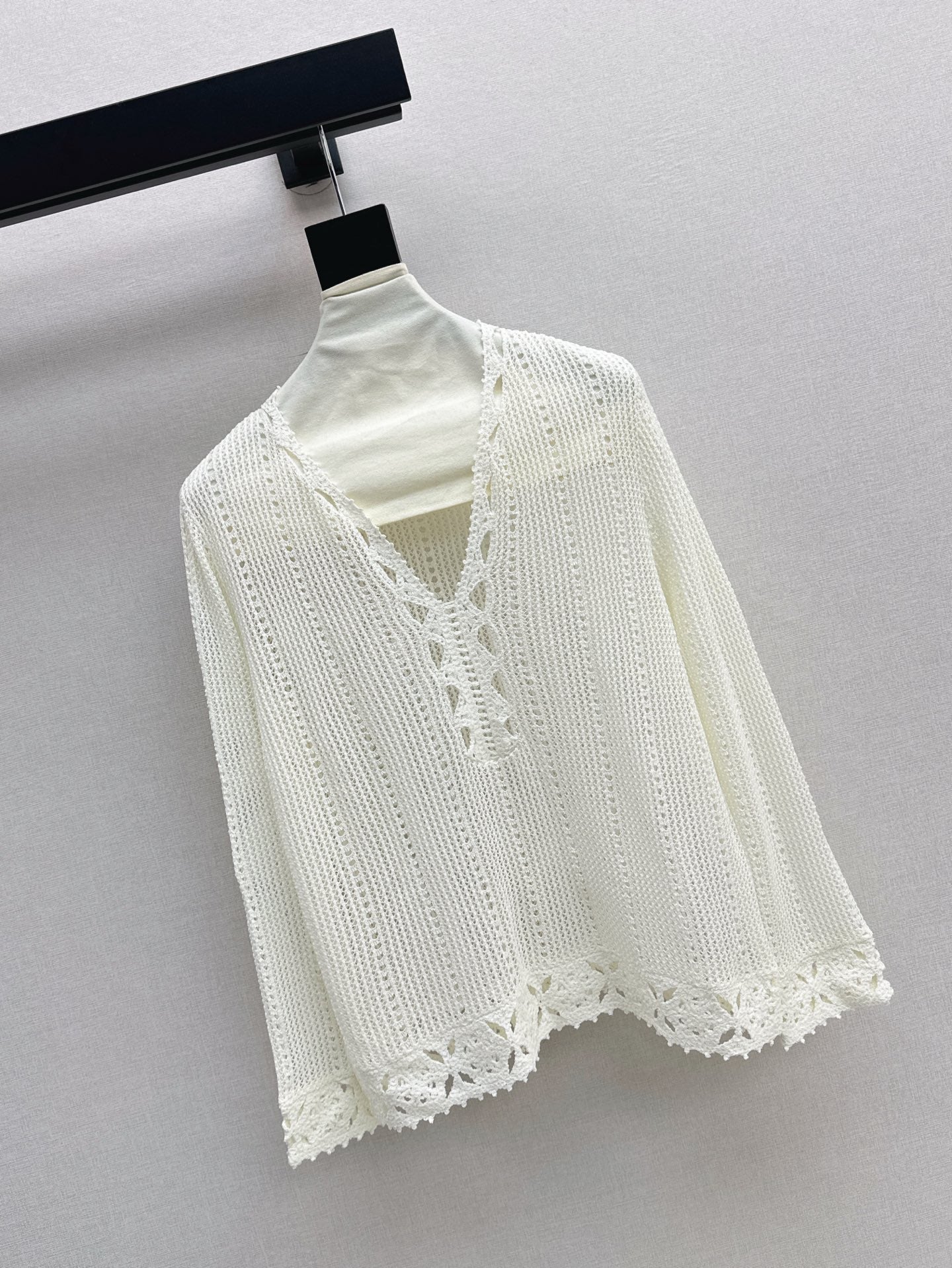 Celin 25ss hollow knitted shirt