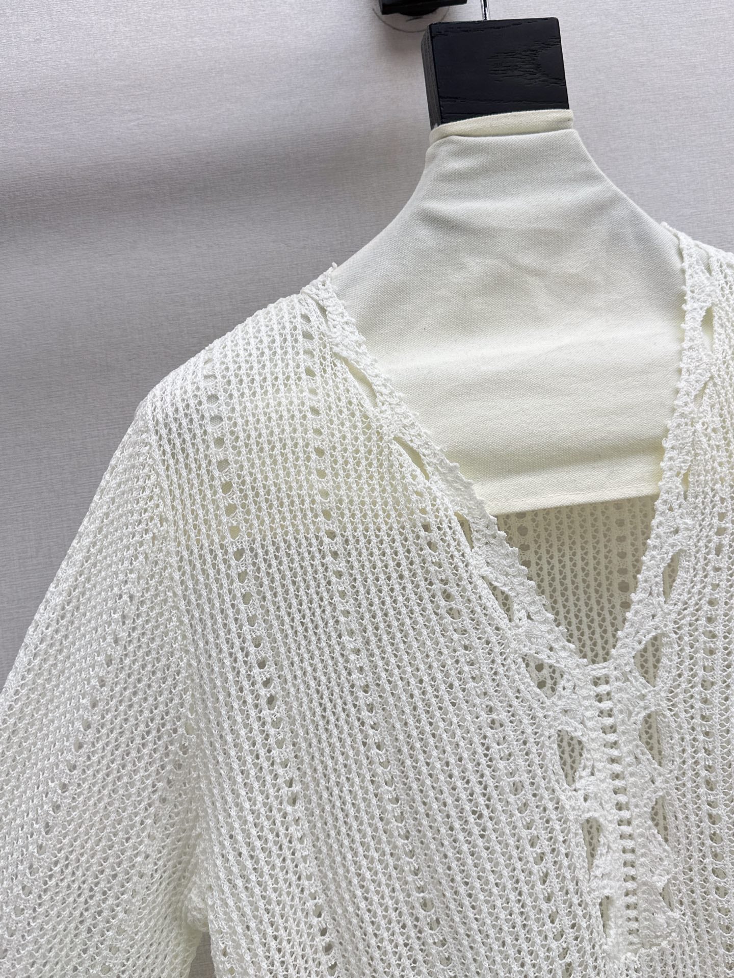 Celin 25ss hollow knitted shirt