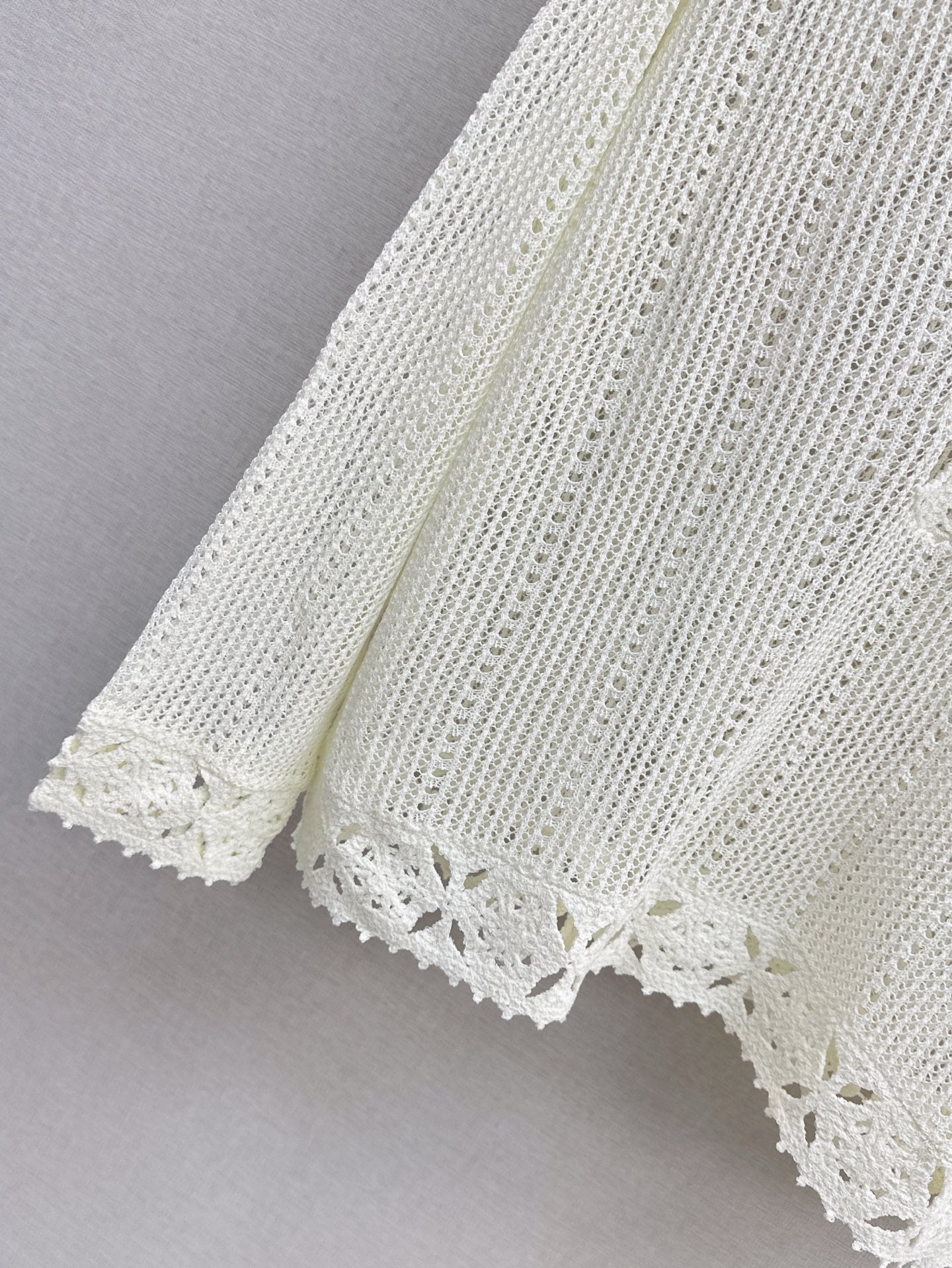 Celin 25ss hollow knitted shirt