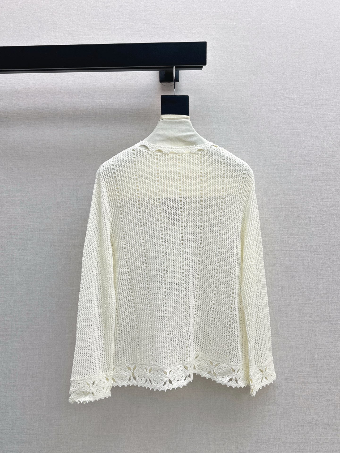 Celin 25ss hollow knitted shirt