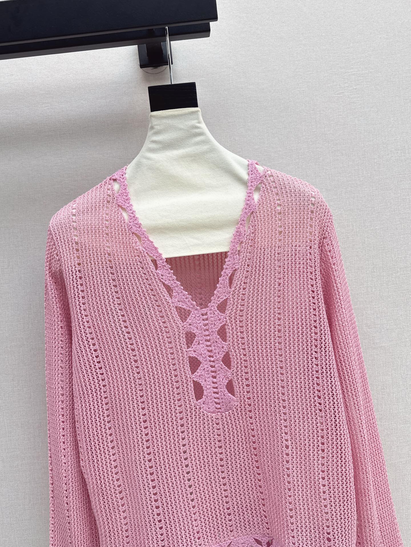 Celin 25ss hollow knitted shirt