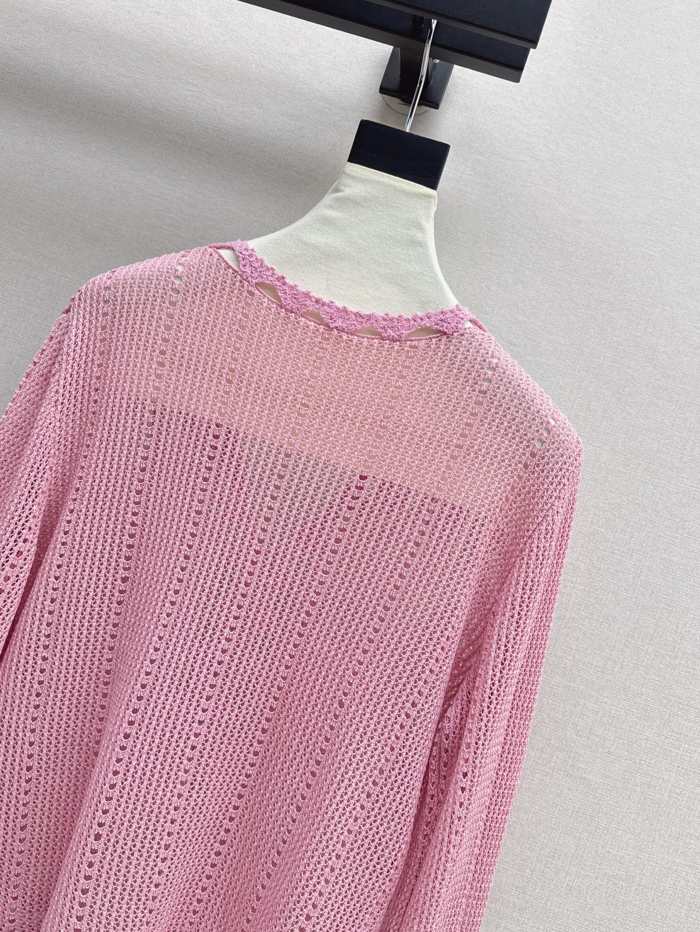 Celin 25ss hollow knitted shirt