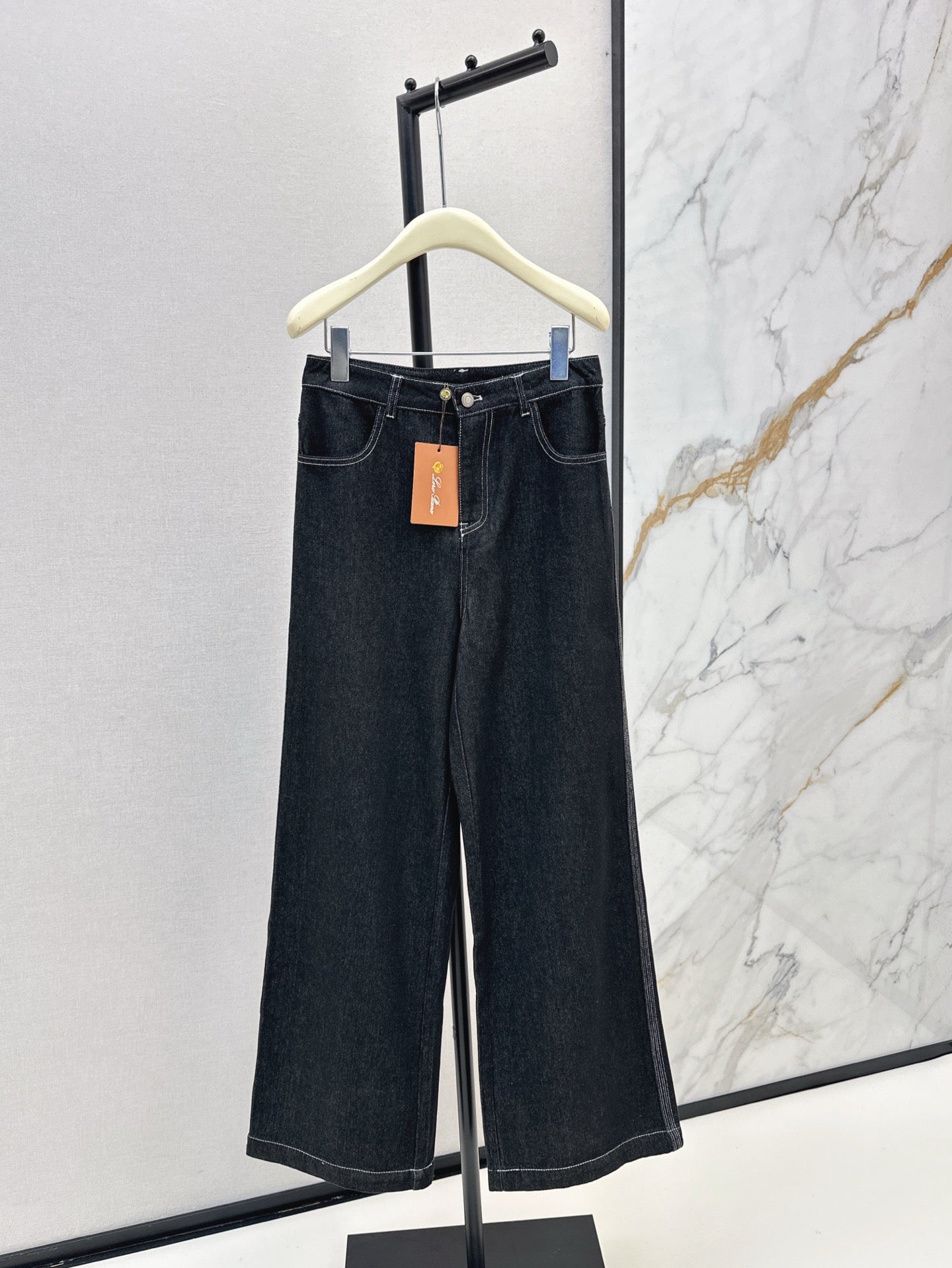 Loro pi 25ss embroidered jeans