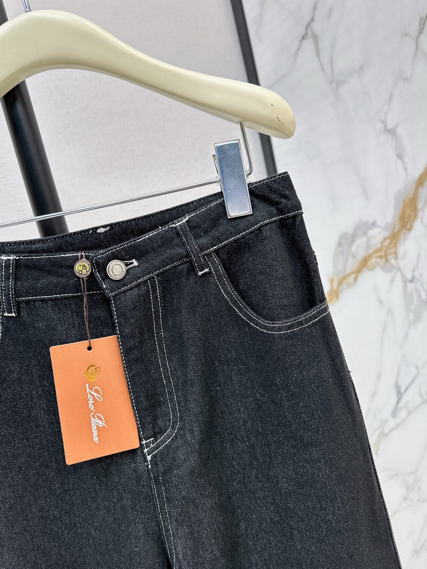 Loro pi 25ss embroidered jeans