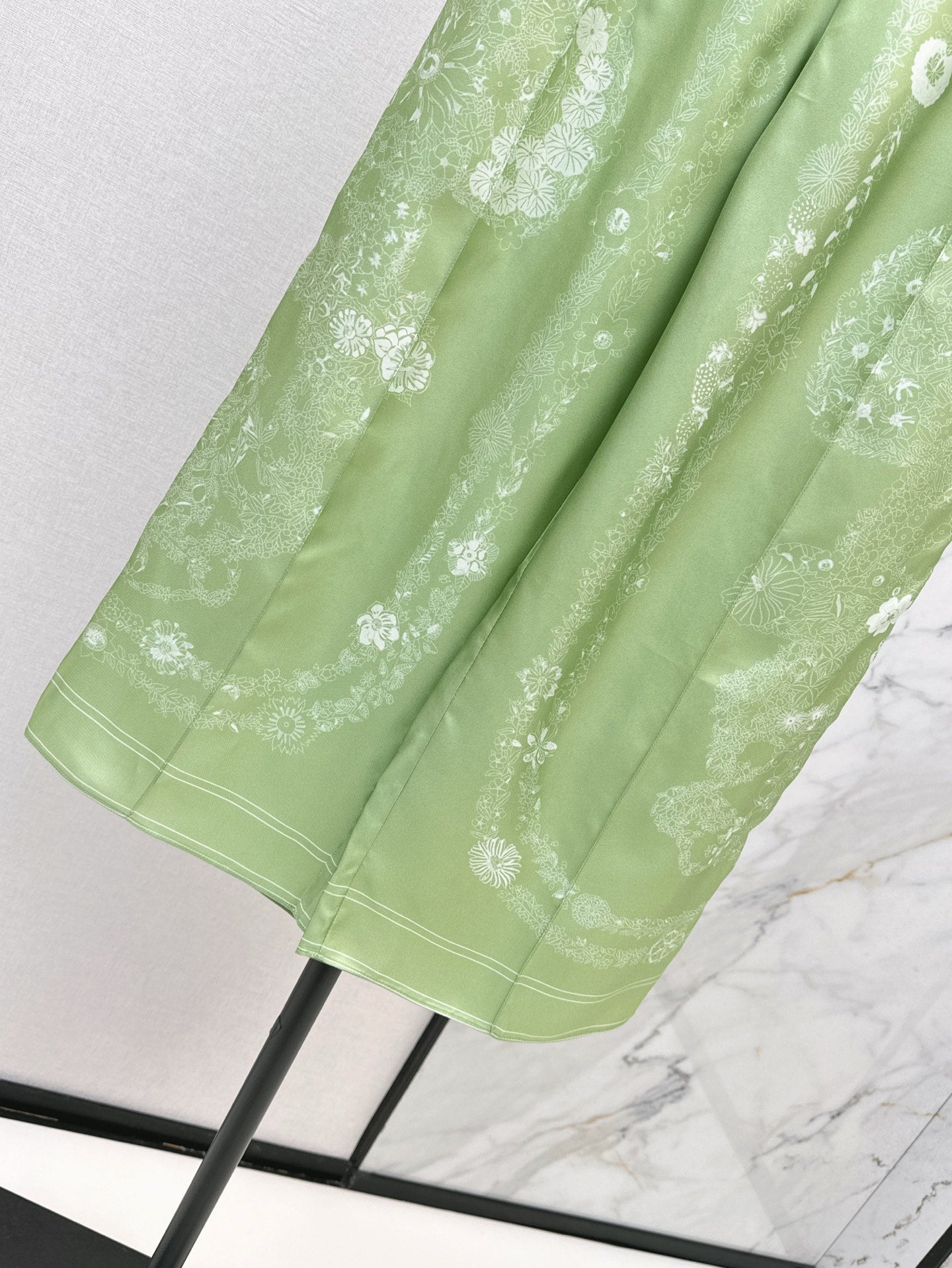 Herm 25ss silk wide-leg pants
