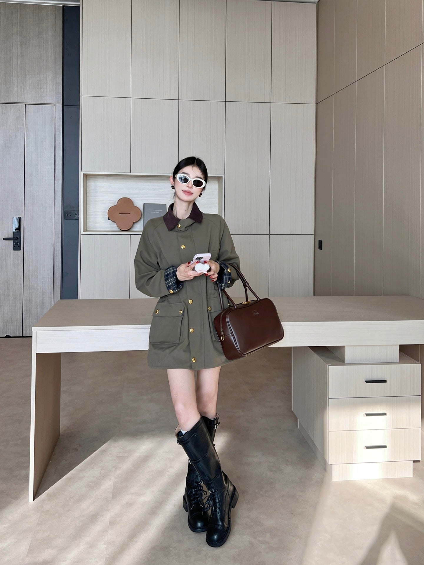Miu 25ss cargo trench coat