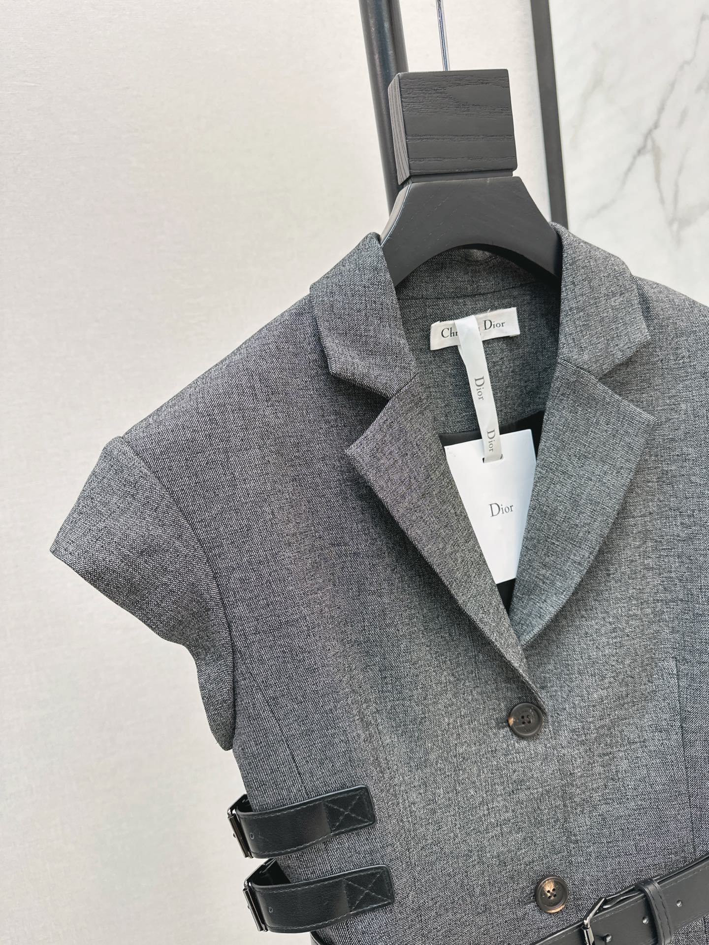 Dio 25ss sleeveless jacket