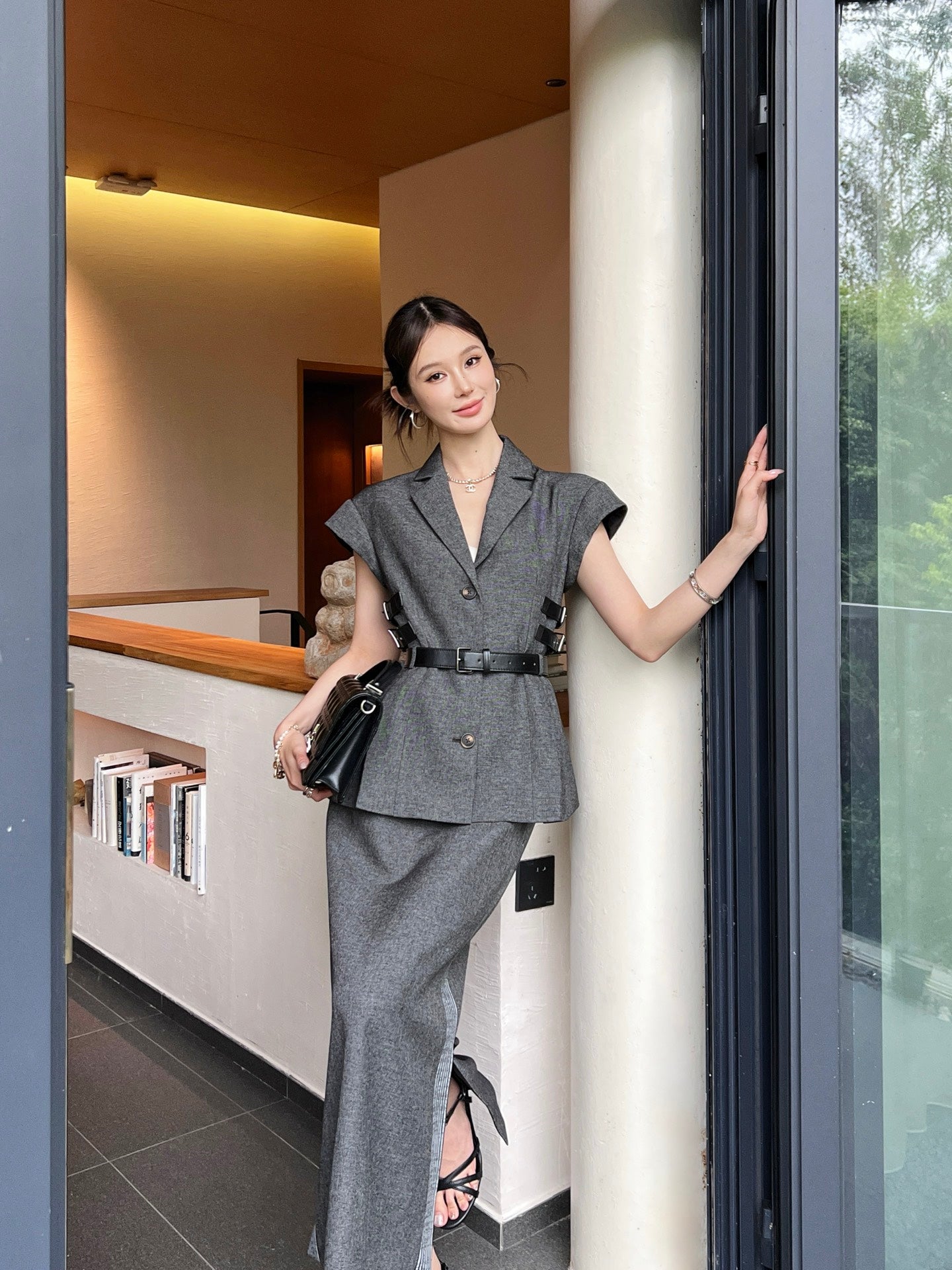 Dio 25ss sleeveless jacket