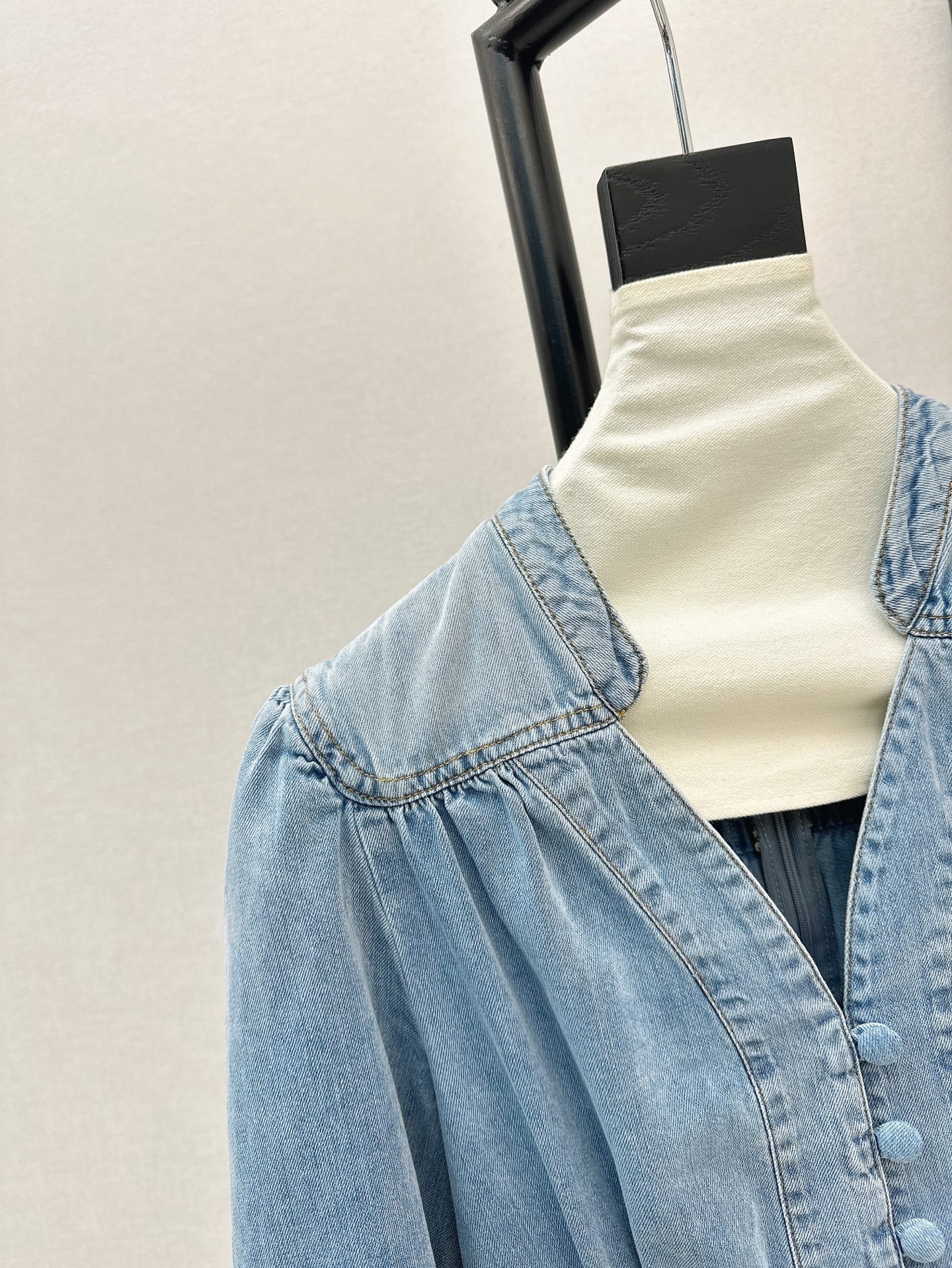 Zimm 25ss V neck denim dress