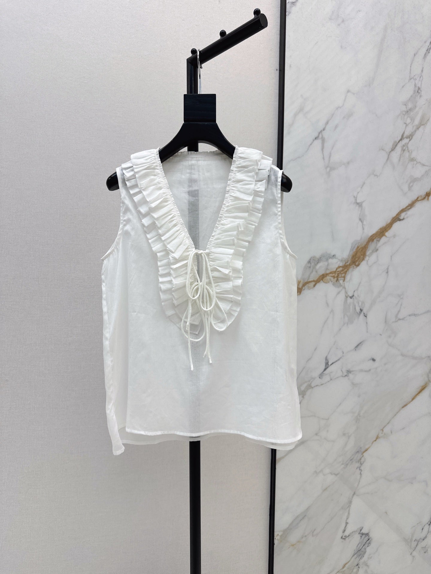 chan 25ss linen ruffle vest