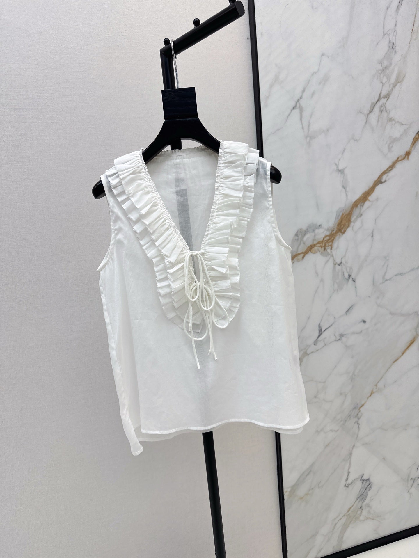 chan 25ss linen ruffle vest