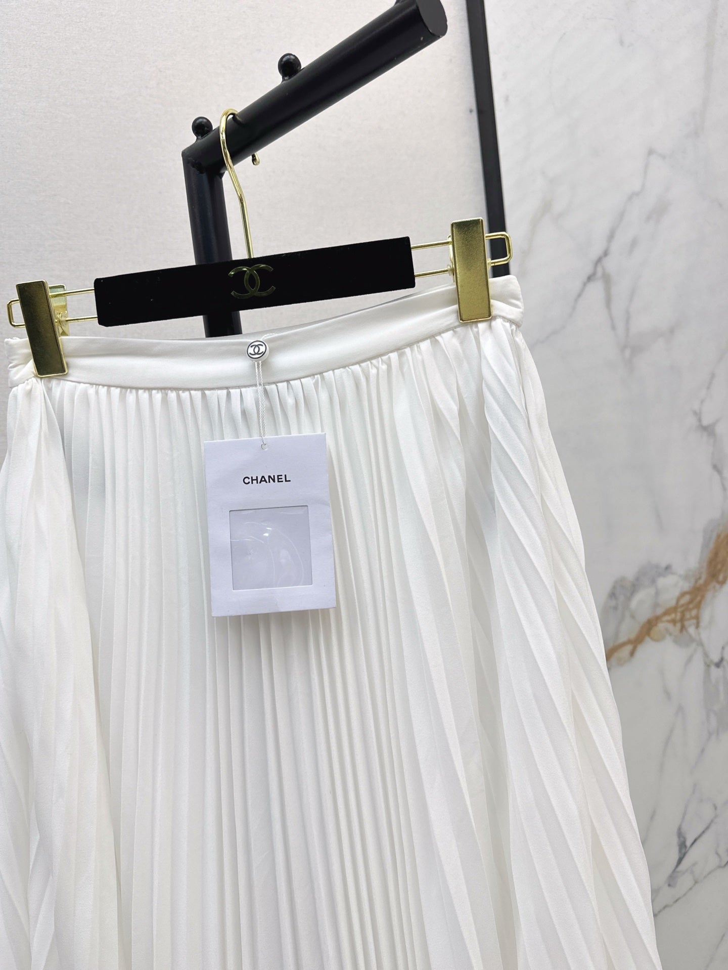 Chan 25ss pleated skirt