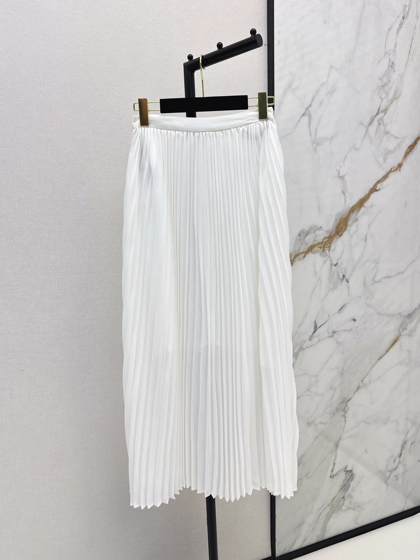 Chan 25ss pleated skirt