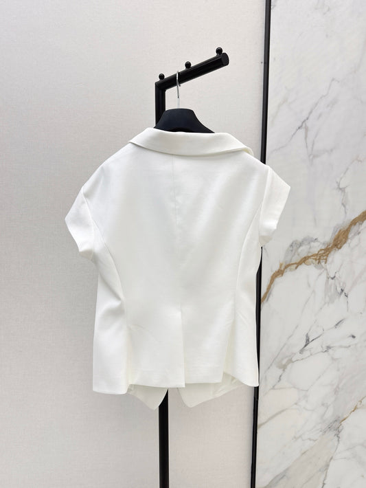 D 25ss slant collar vest