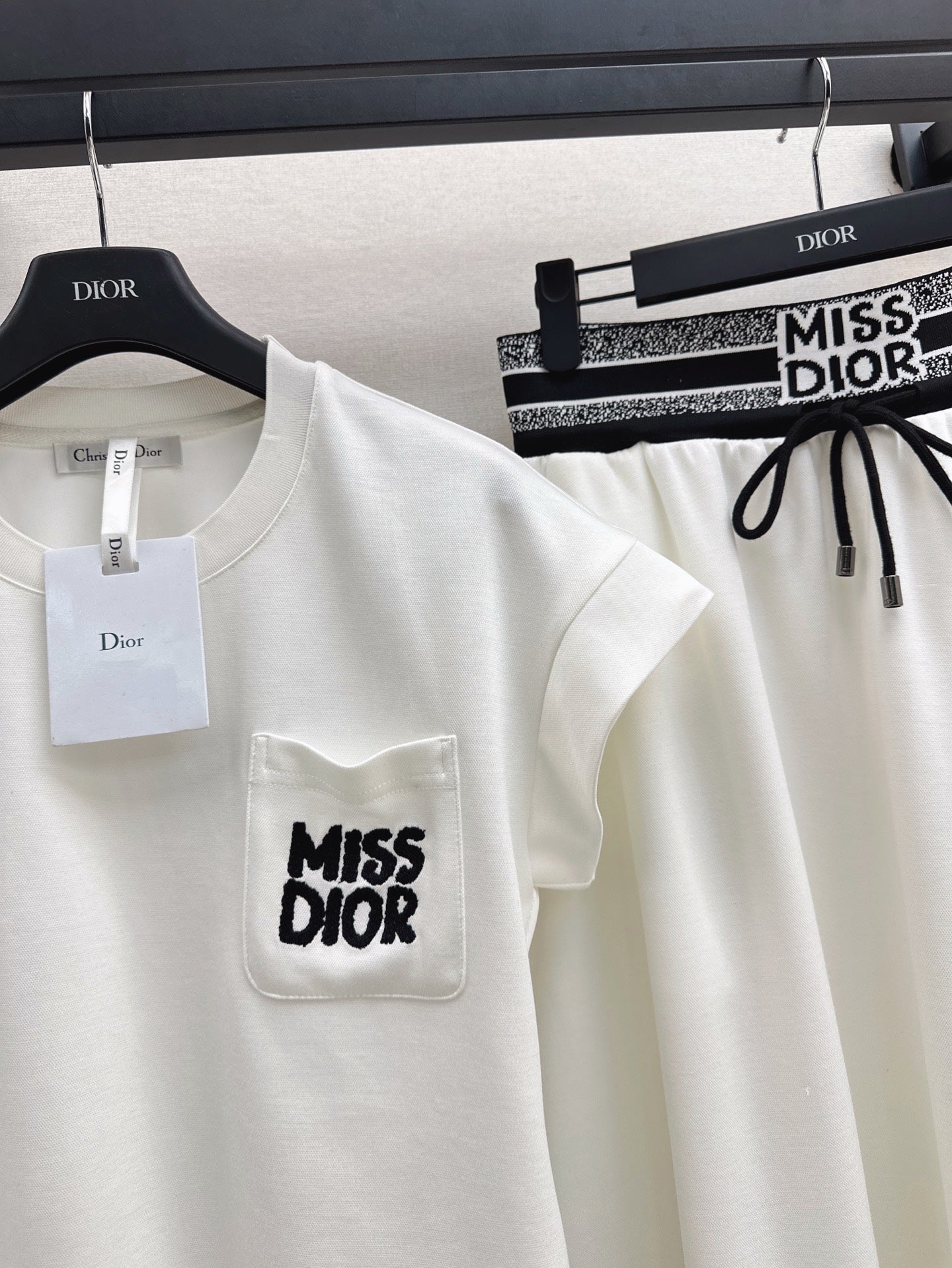 Dio 25ss miss skirt set