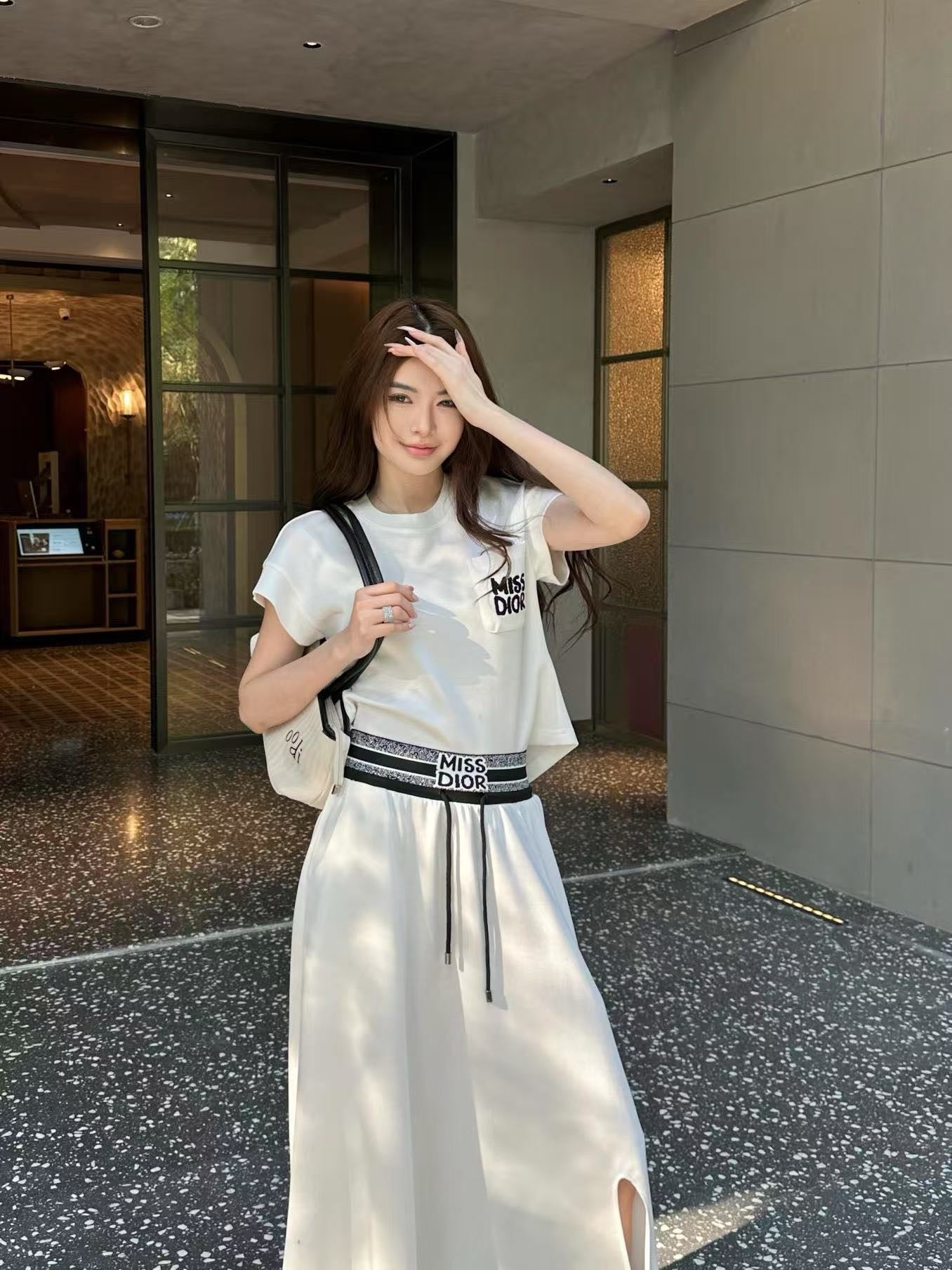 Dio 25ss miss skirt set