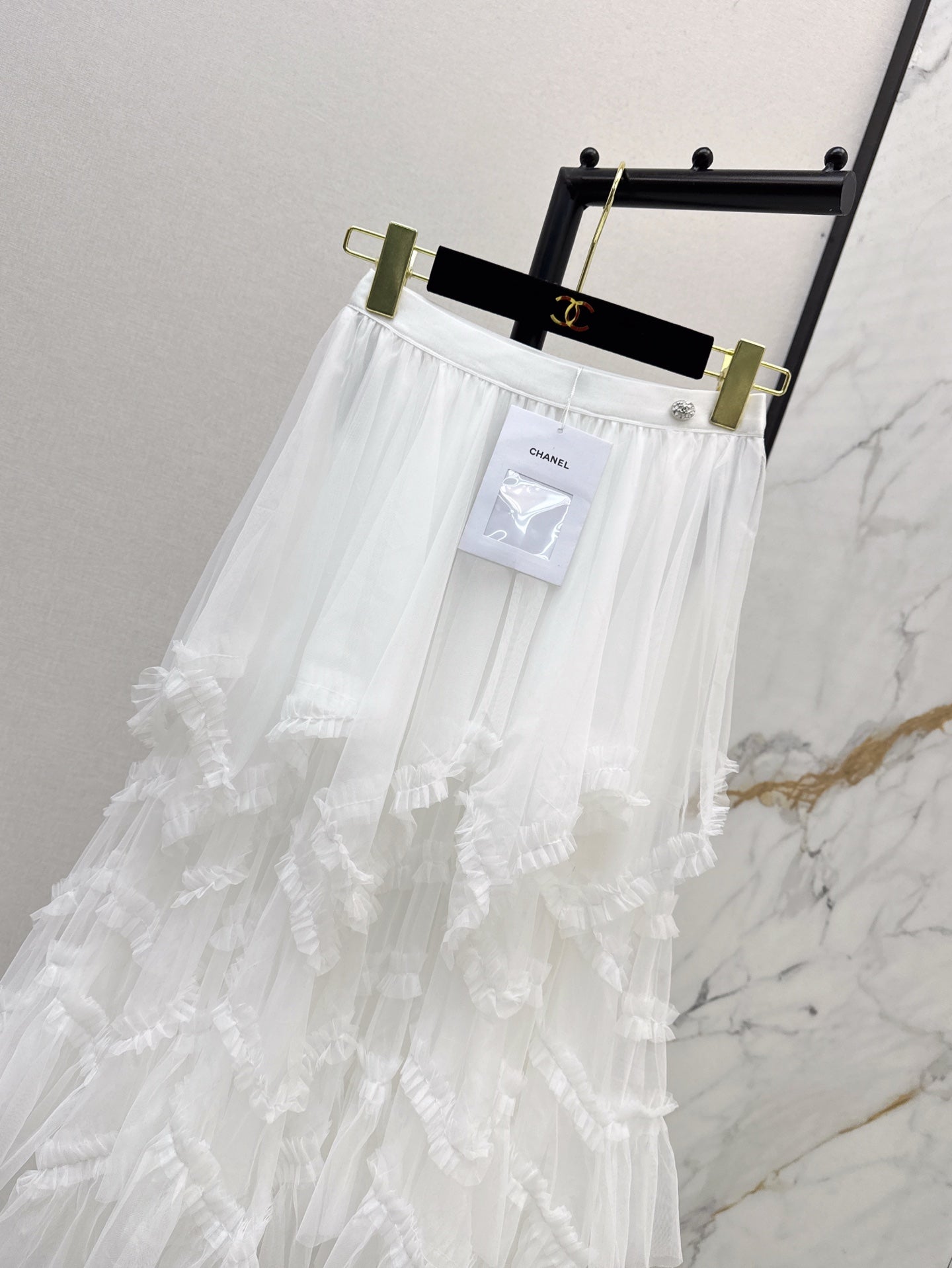 chan 25ss ruffle skirt