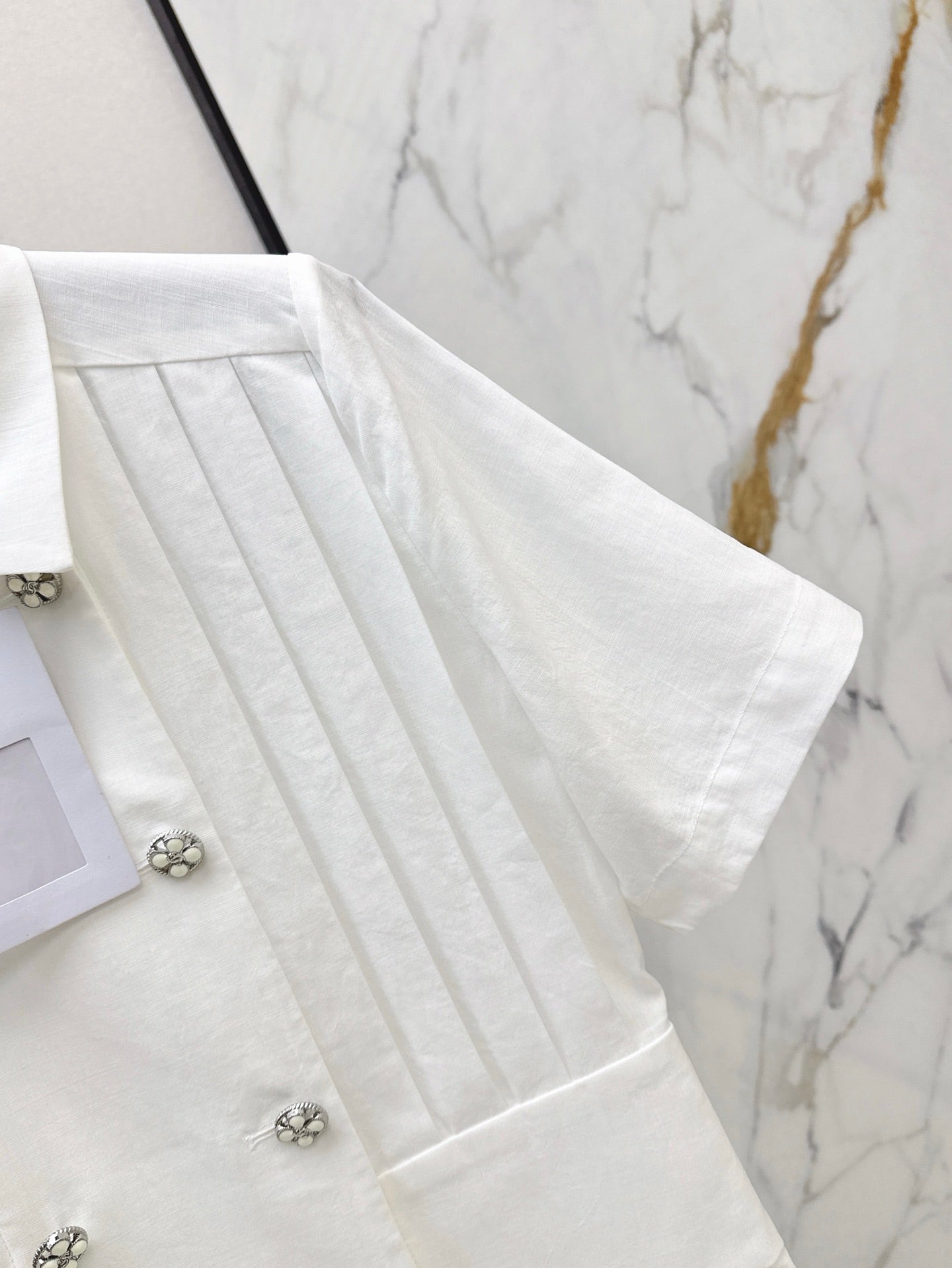 chan 25ss pleated shirt