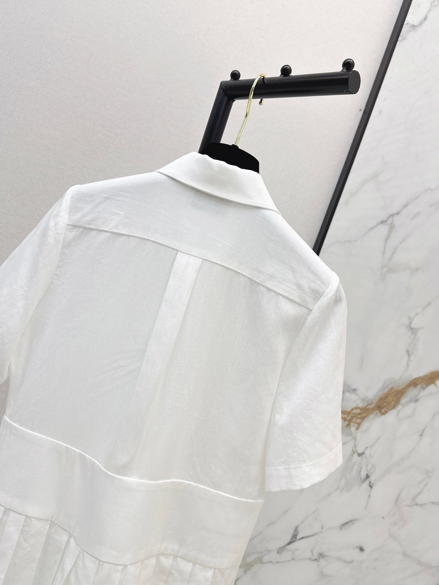 chan 25ss pleated shirt