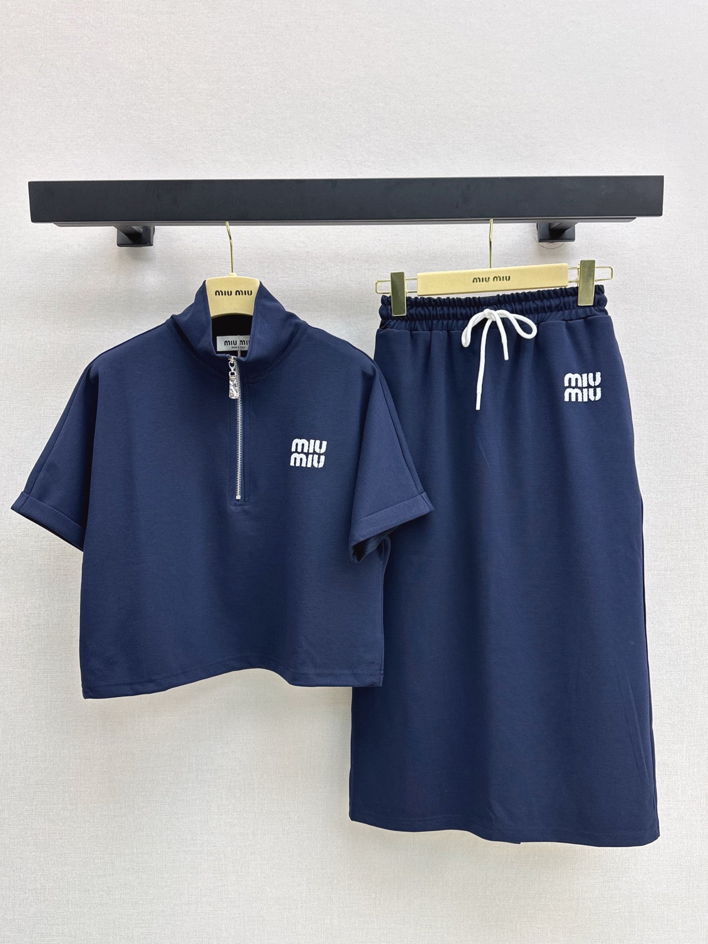 Miu 25ss skirt set