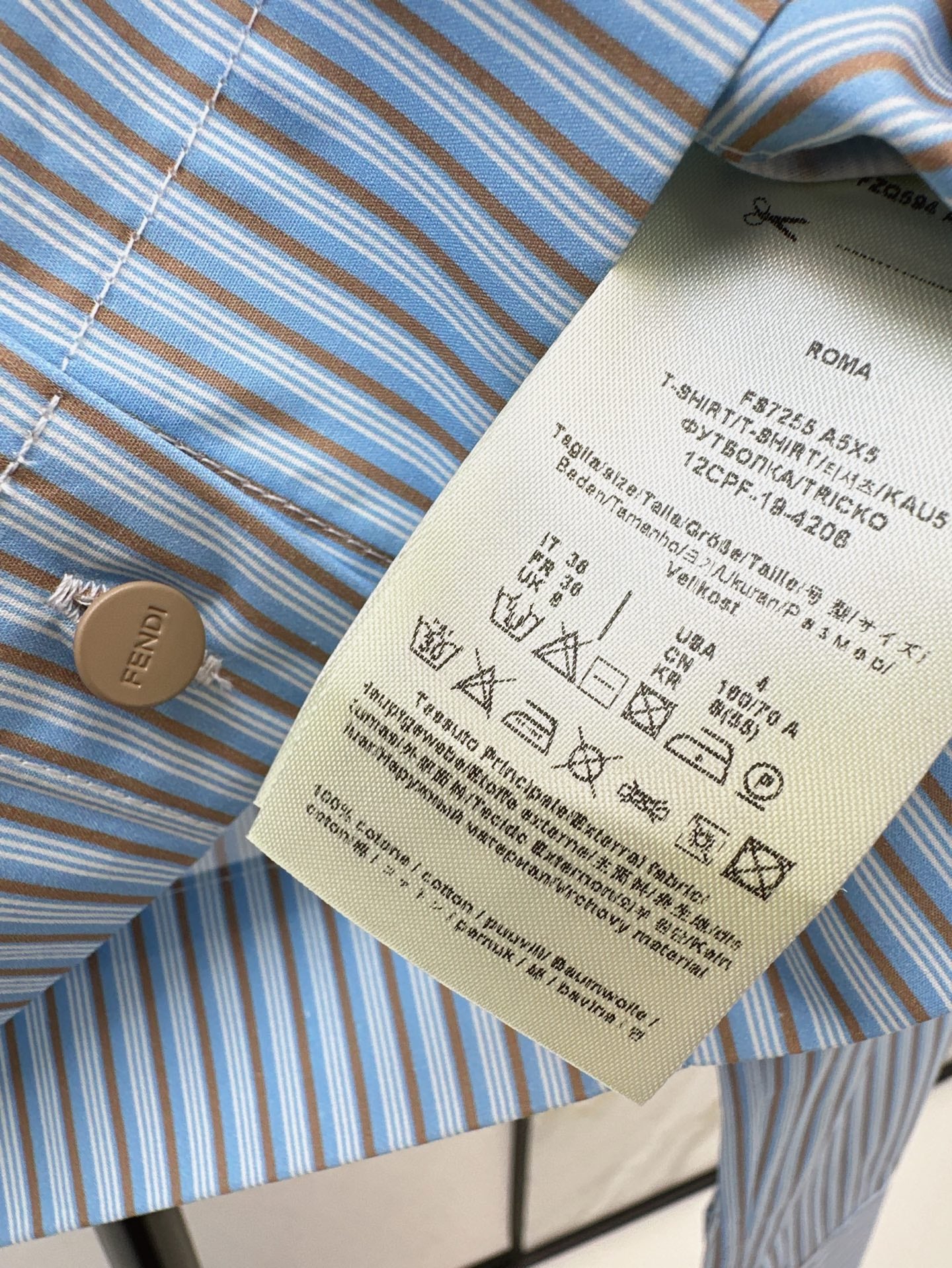 Fend 25ss crop shirt