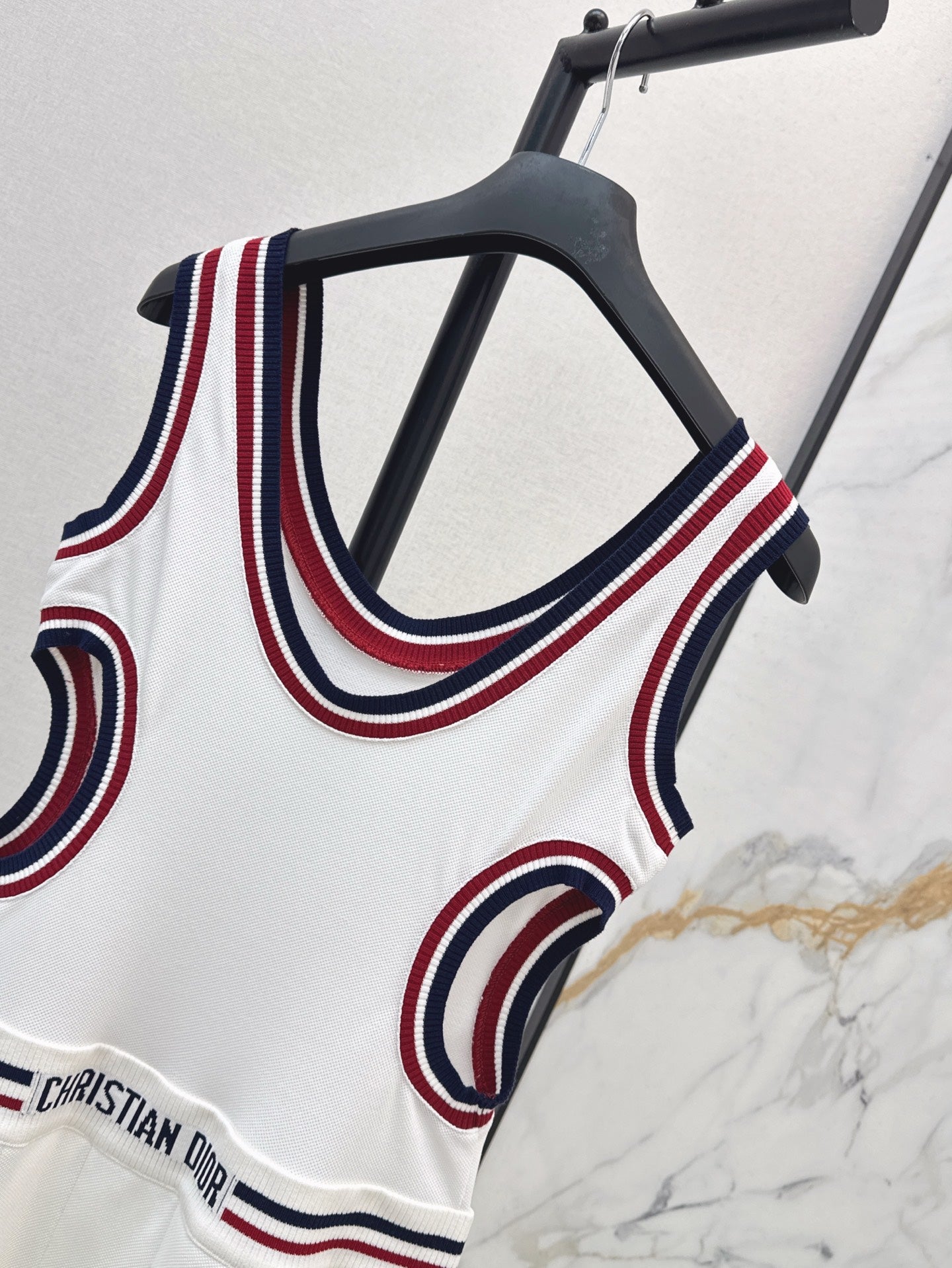Dio 25ss sleeveless dress