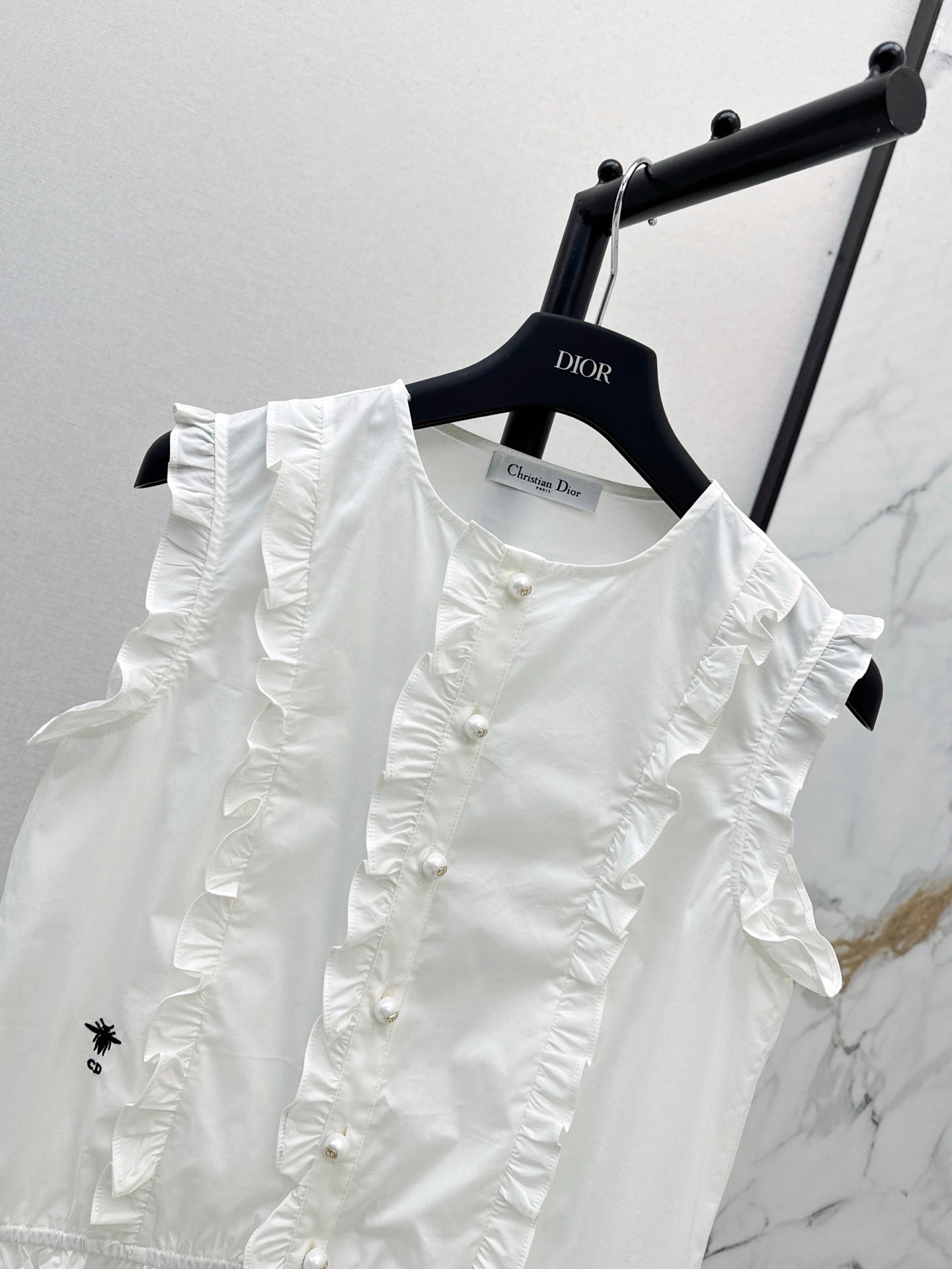 D 25ss ruffle vest
