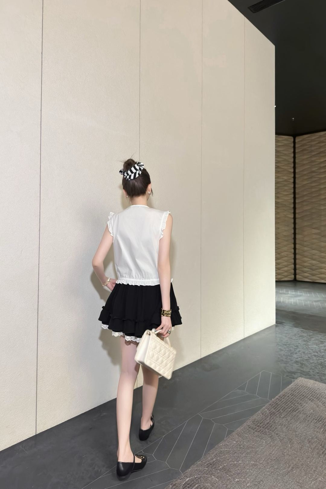 D 25ss ruffle vest