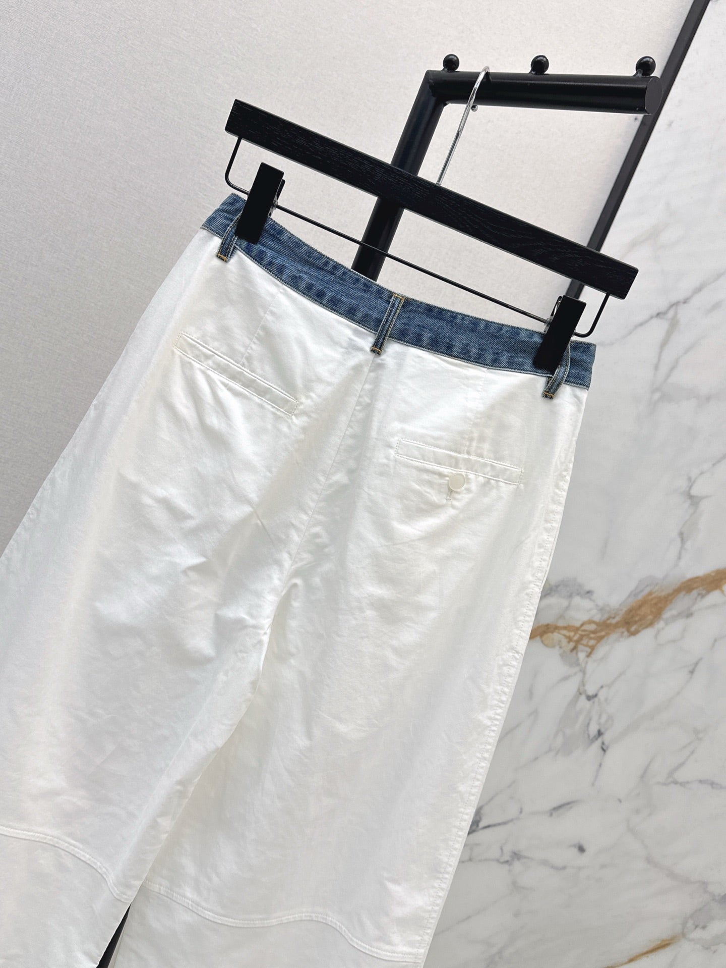 Alexand 25ss embroidered pants