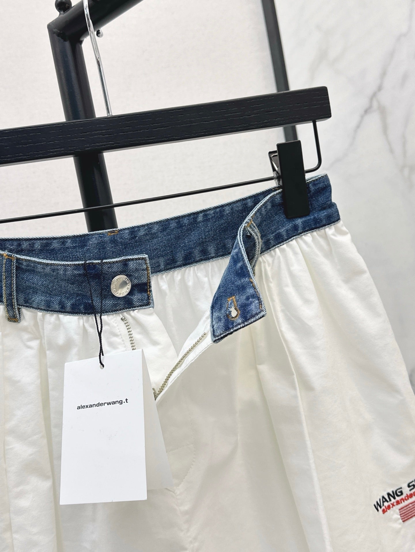 Alexand 25ss embroidered skirt